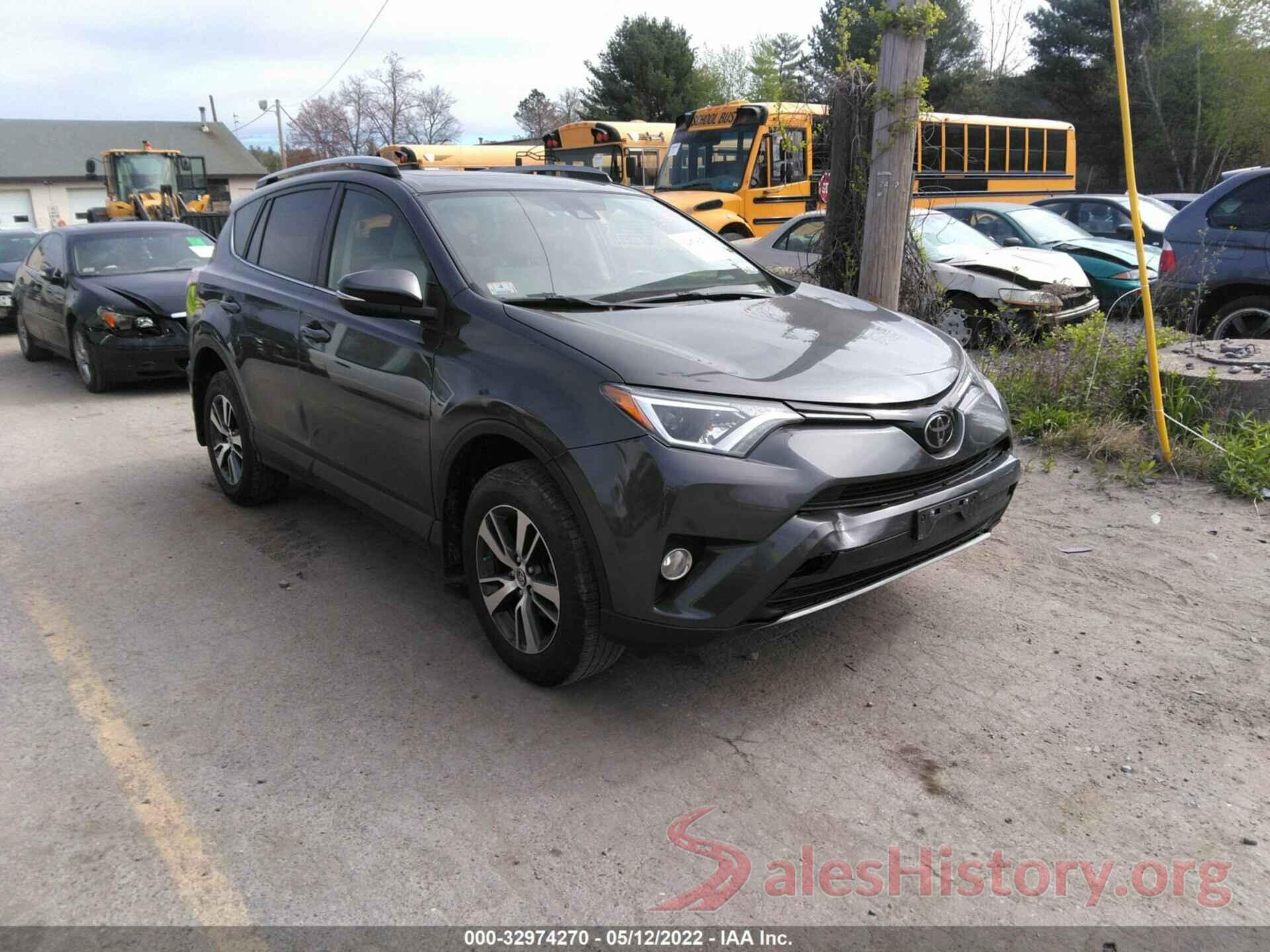 JTMRFREV0JD229917 2018 TOYOTA RAV4