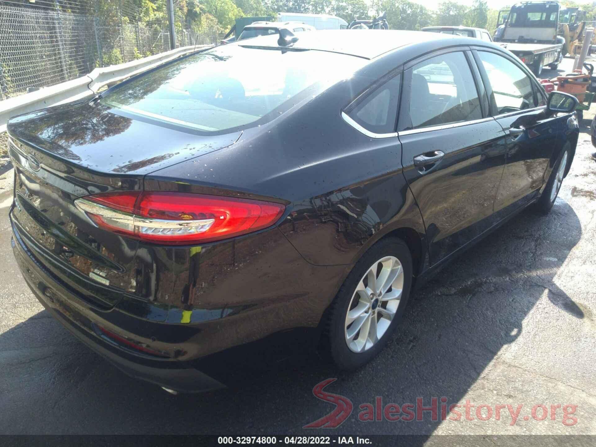 3FA6P0HD4KR159478 2019 FORD FUSION