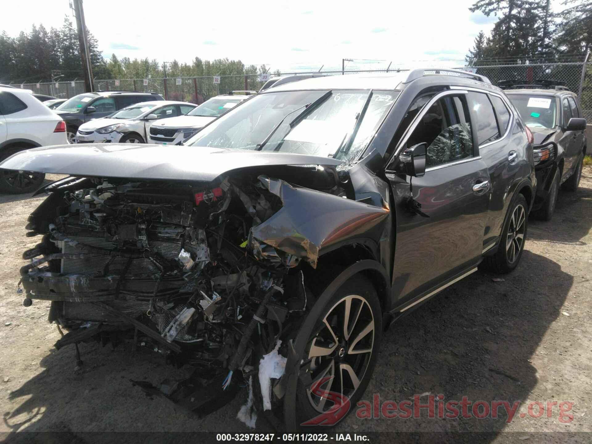 JN8AT2MV7JW325468 2018 NISSAN ROGUE