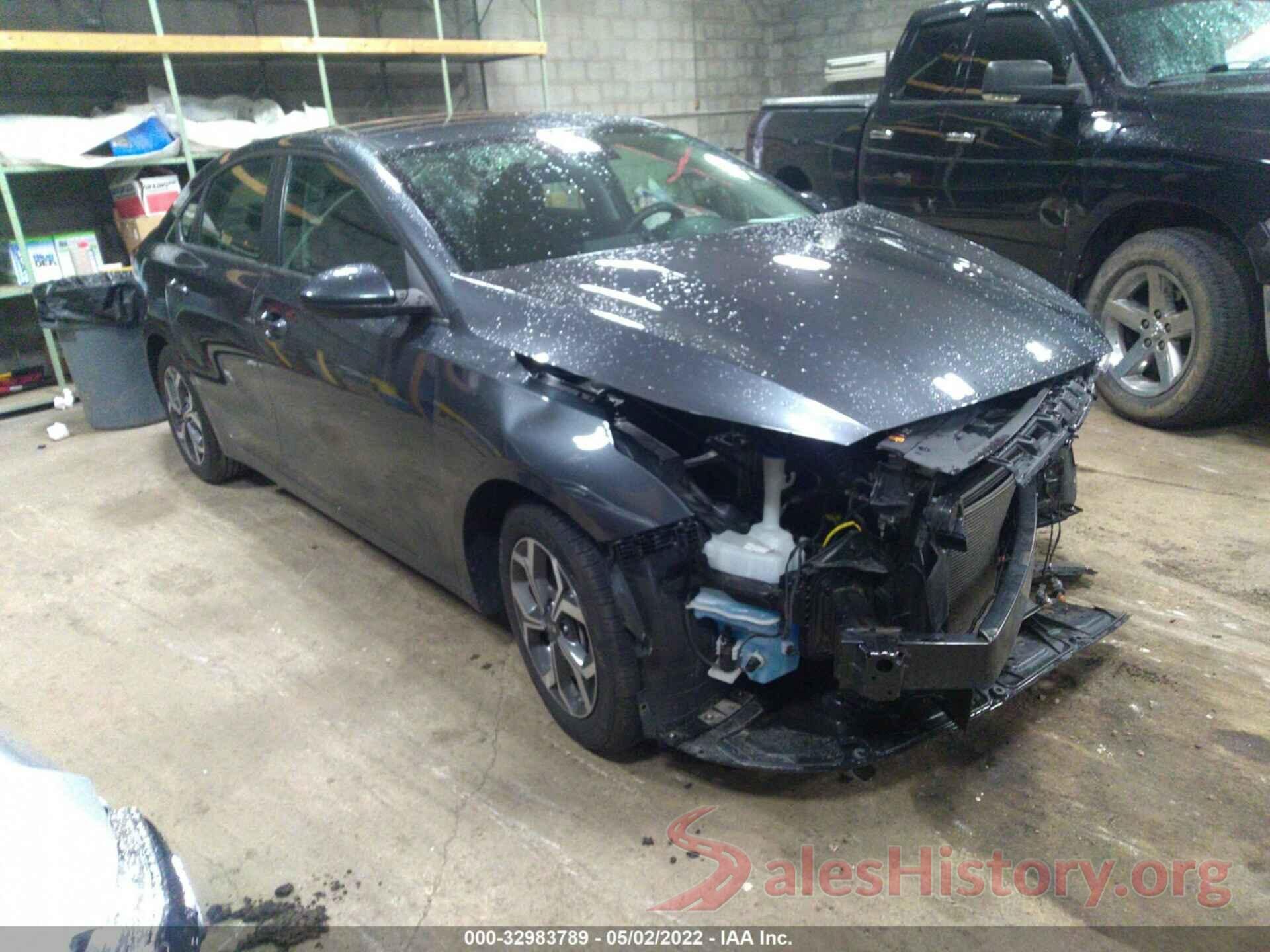 3KPF24AD2KE117246 2019 KIA FORTE