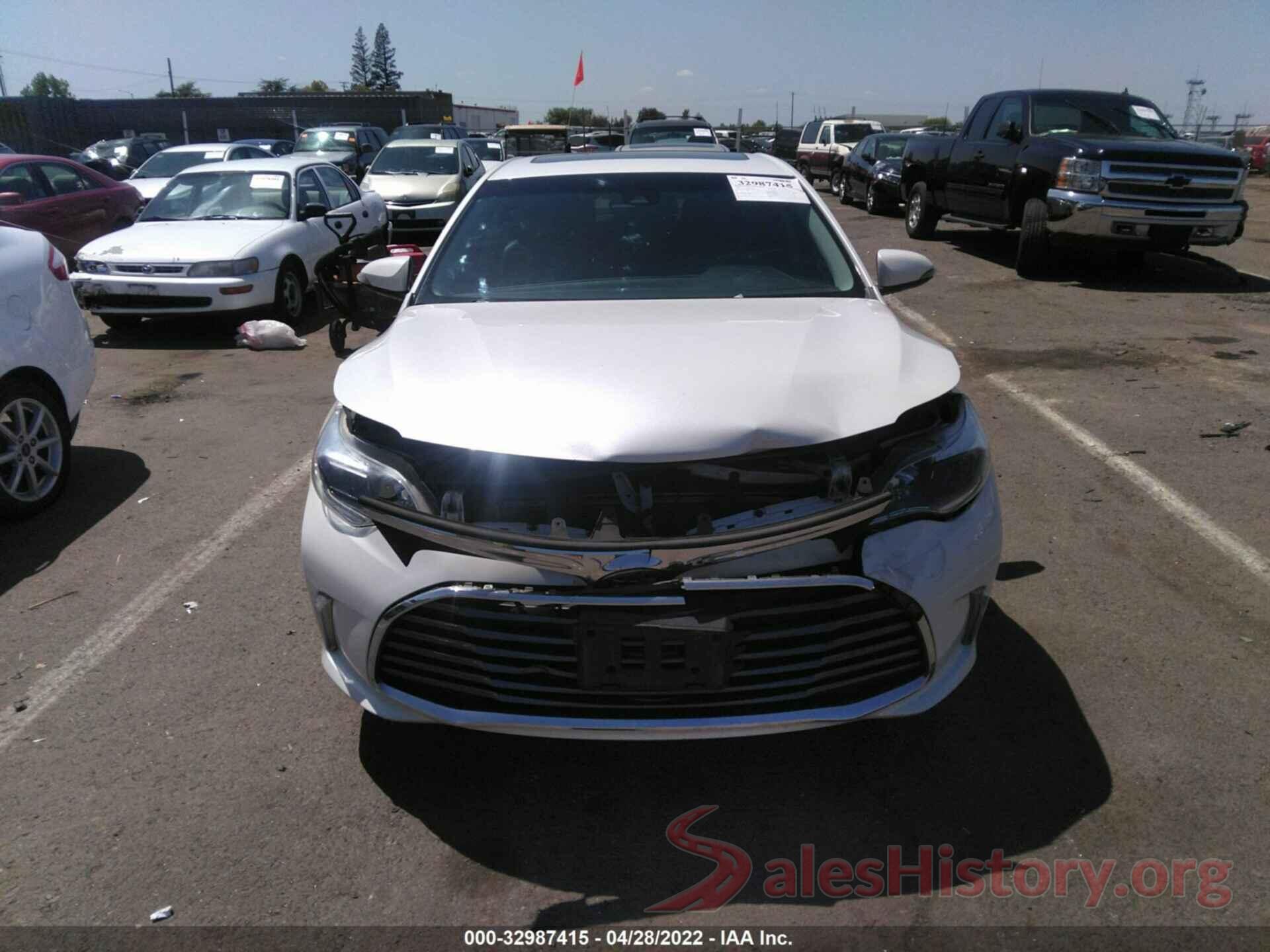 4T1BD1EB0JU061318 2018 TOYOTA AVALON