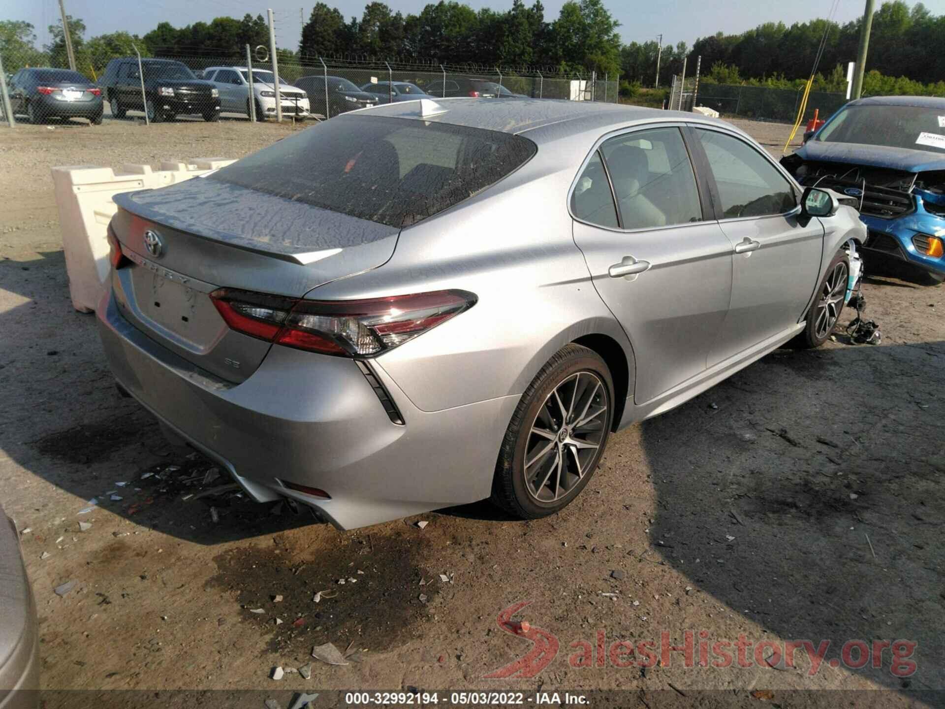 4T1G11AK0NU634776 2022 TOYOTA CAMRY