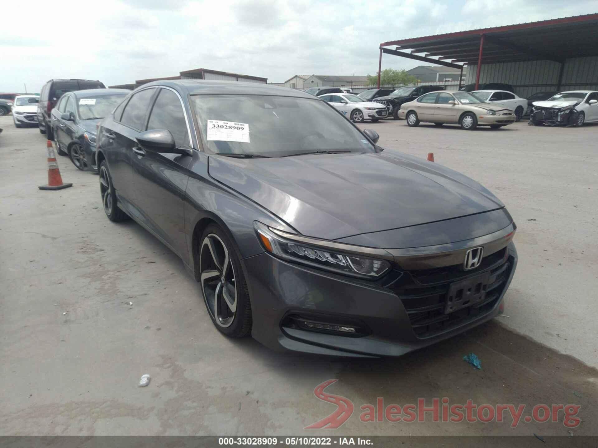 1HGCV2F31JA027829 2018 HONDA ACCORD SEDAN