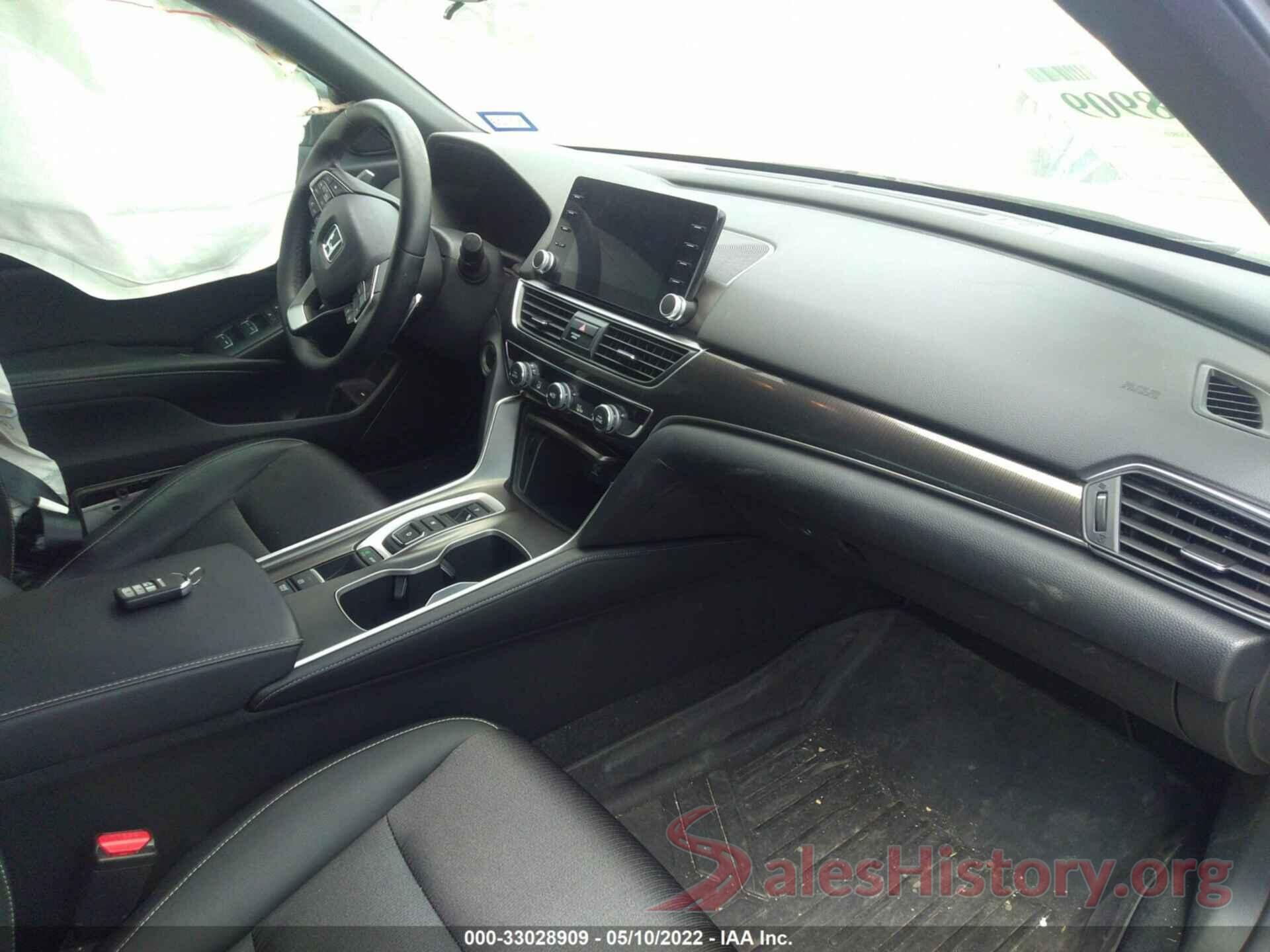 1HGCV2F31JA027829 2018 HONDA ACCORD SEDAN