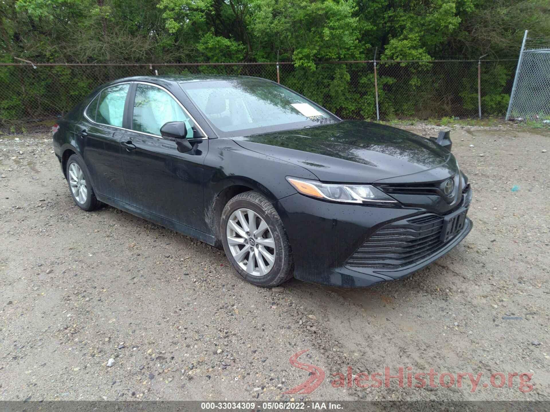 4T1B11HK5JU569014 2018 TOYOTA CAMRY