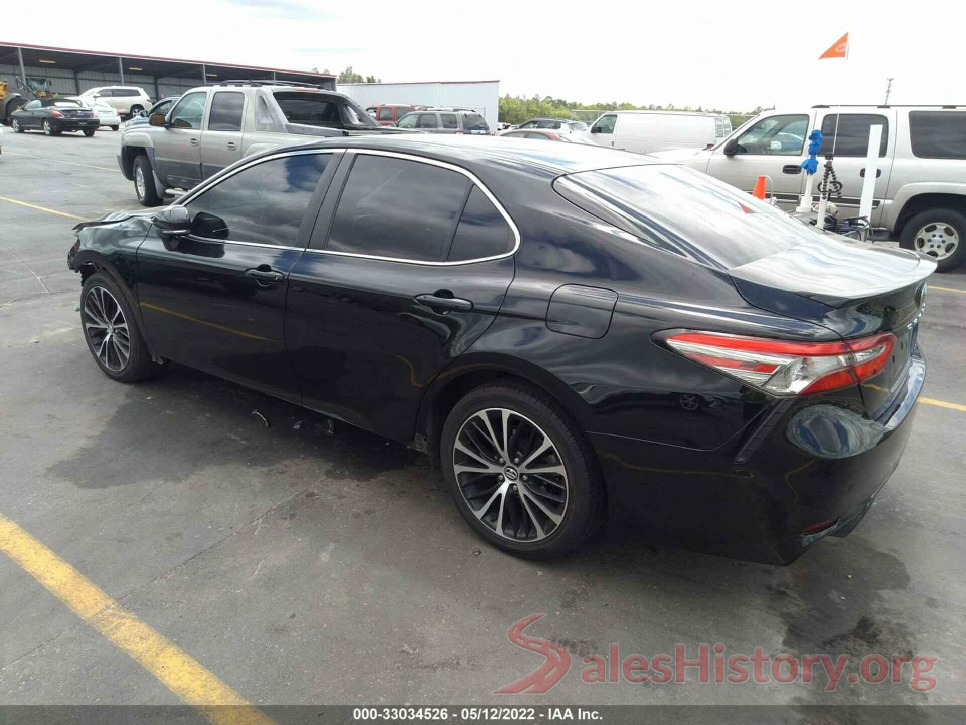 4T1B11HK3JU142852 2018 TOYOTA CAMRY