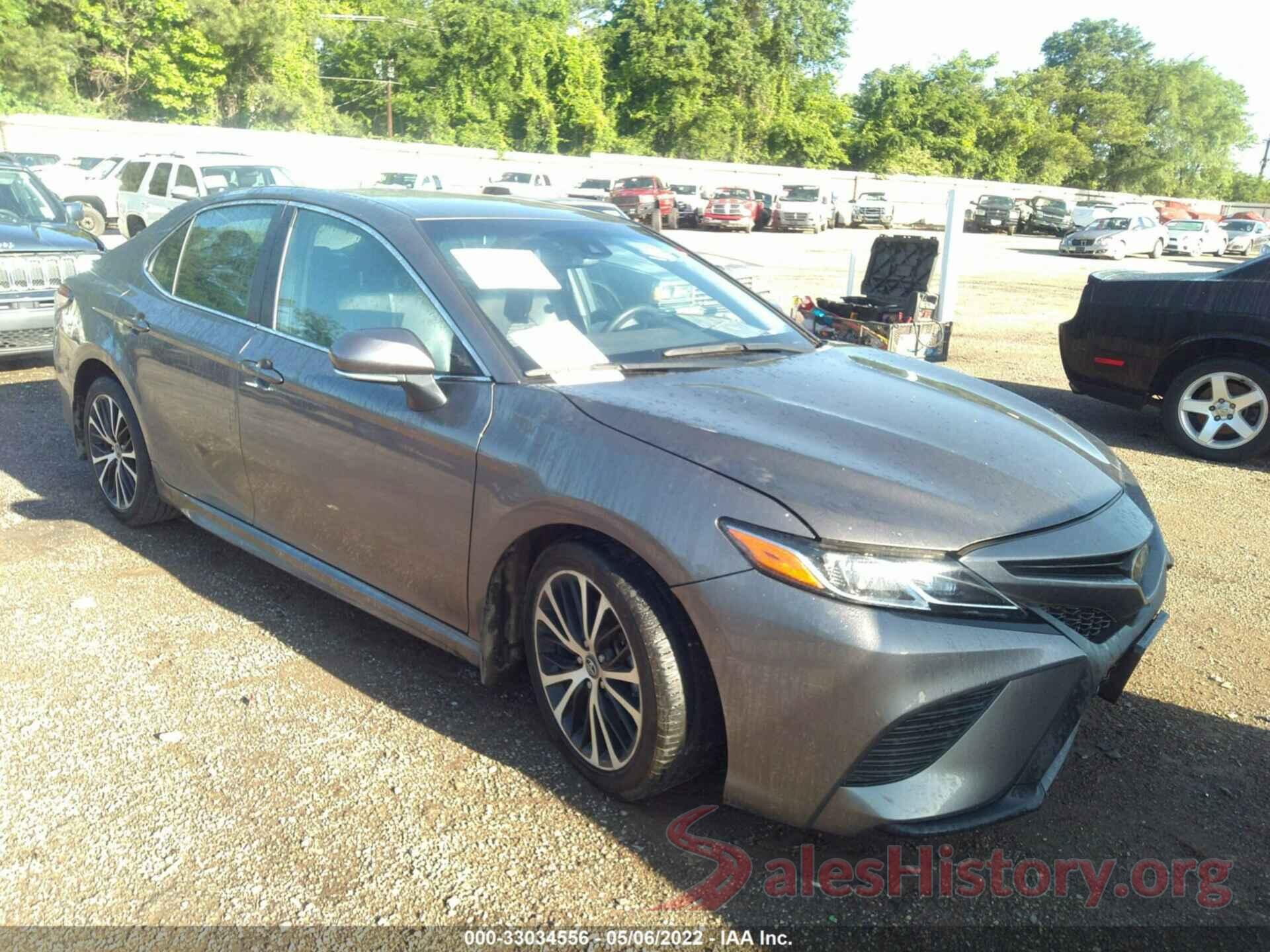 4T1B11HK8JU671407 2018 TOYOTA CAMRY