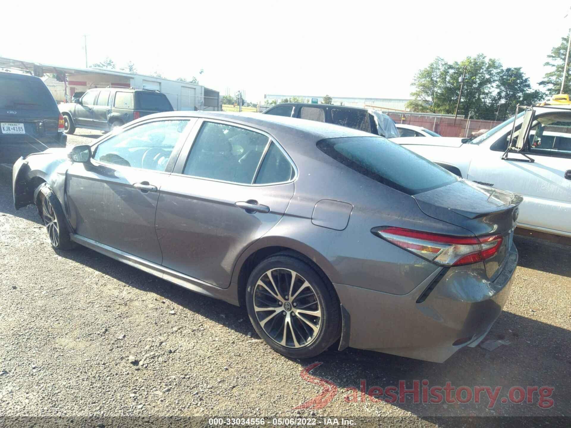 4T1B11HK8JU671407 2018 TOYOTA CAMRY