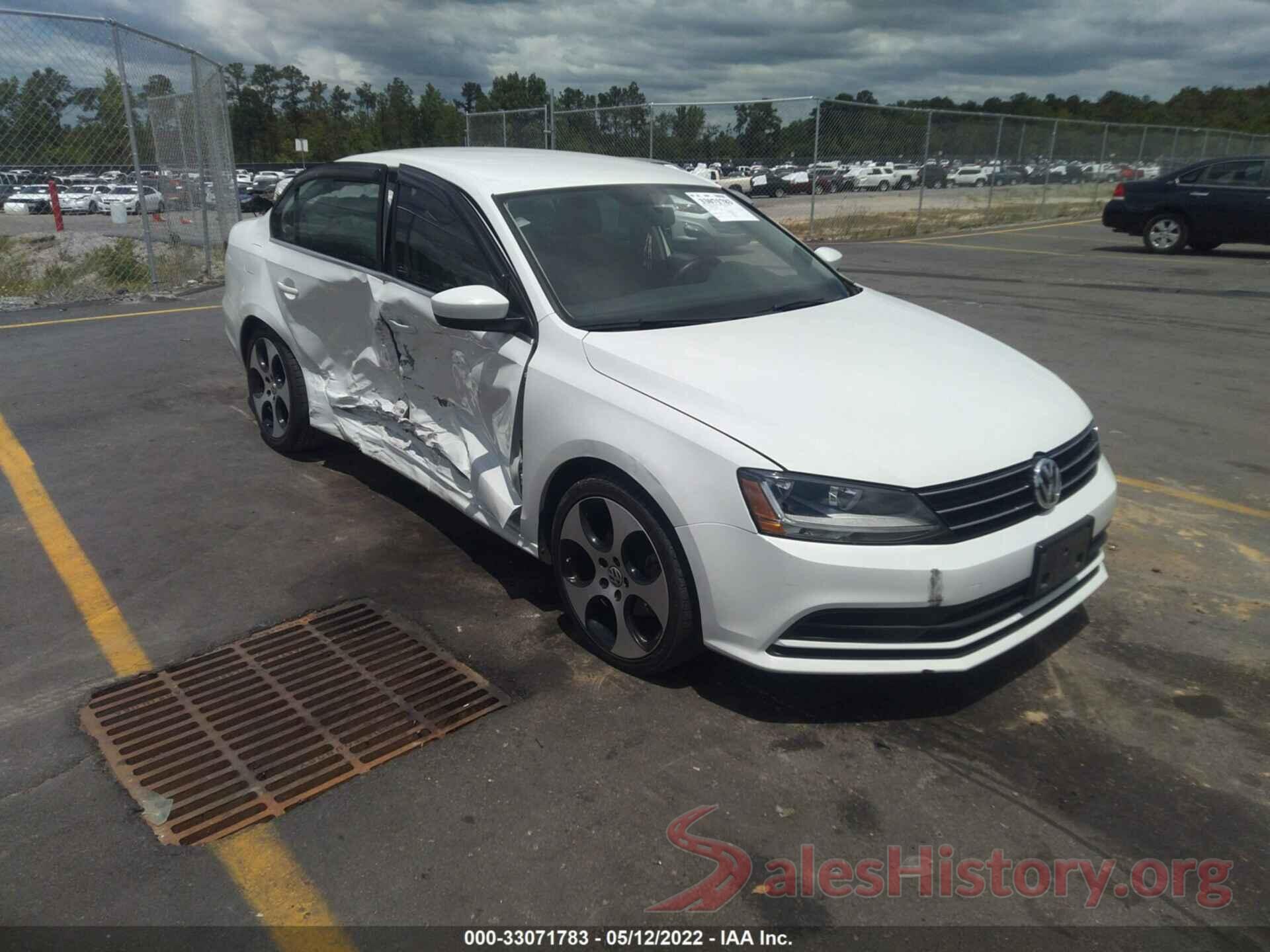 3VW2B7AJ6HM258208 2017 VOLKSWAGEN JETTA