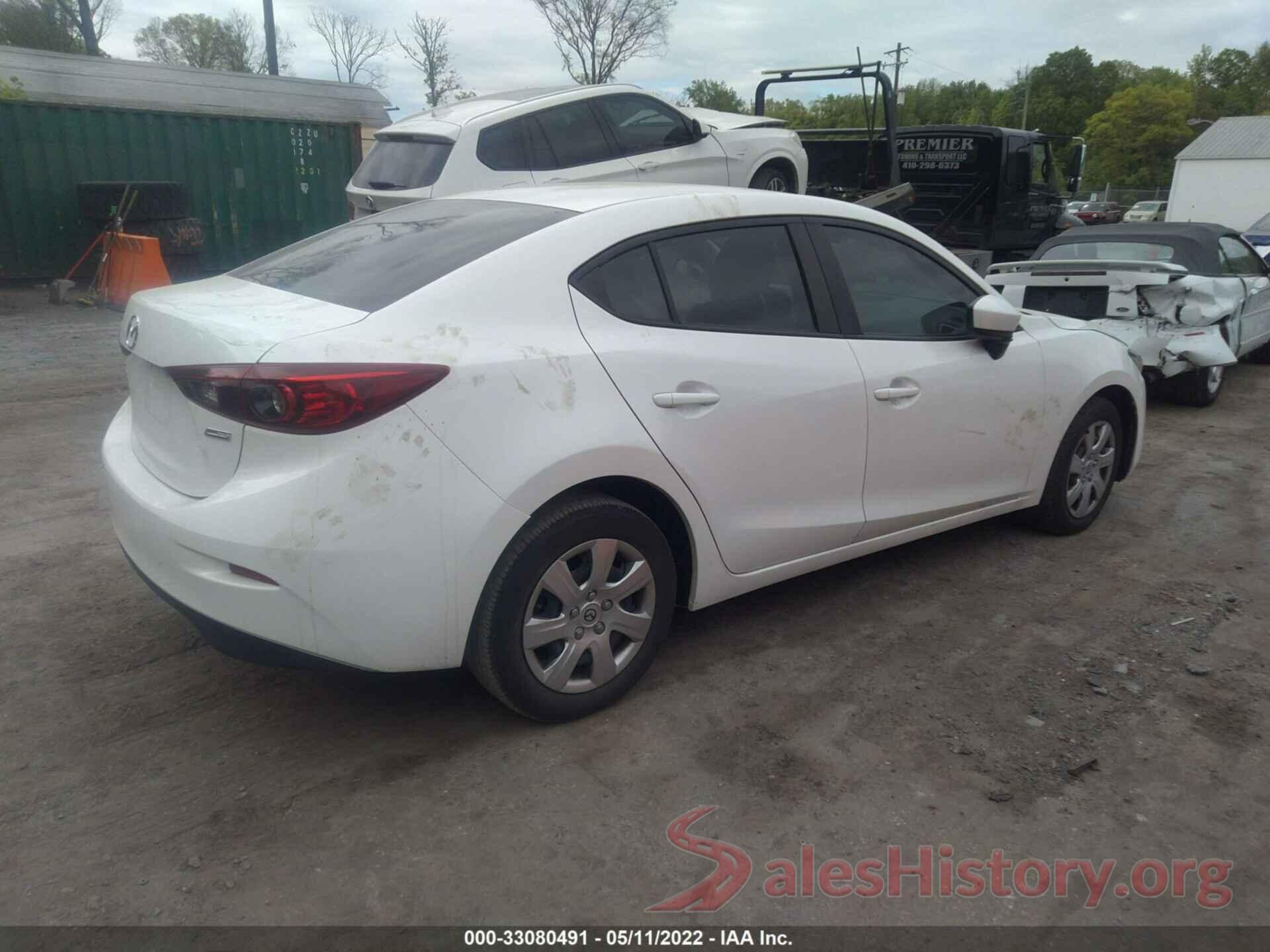 3MZBN1U71JM264699 2018 MAZDA MAZDA3 4-DOOR