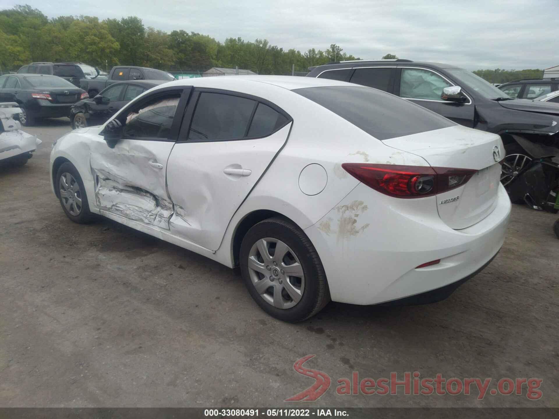 3MZBN1U71JM264699 2018 MAZDA MAZDA3 4-DOOR