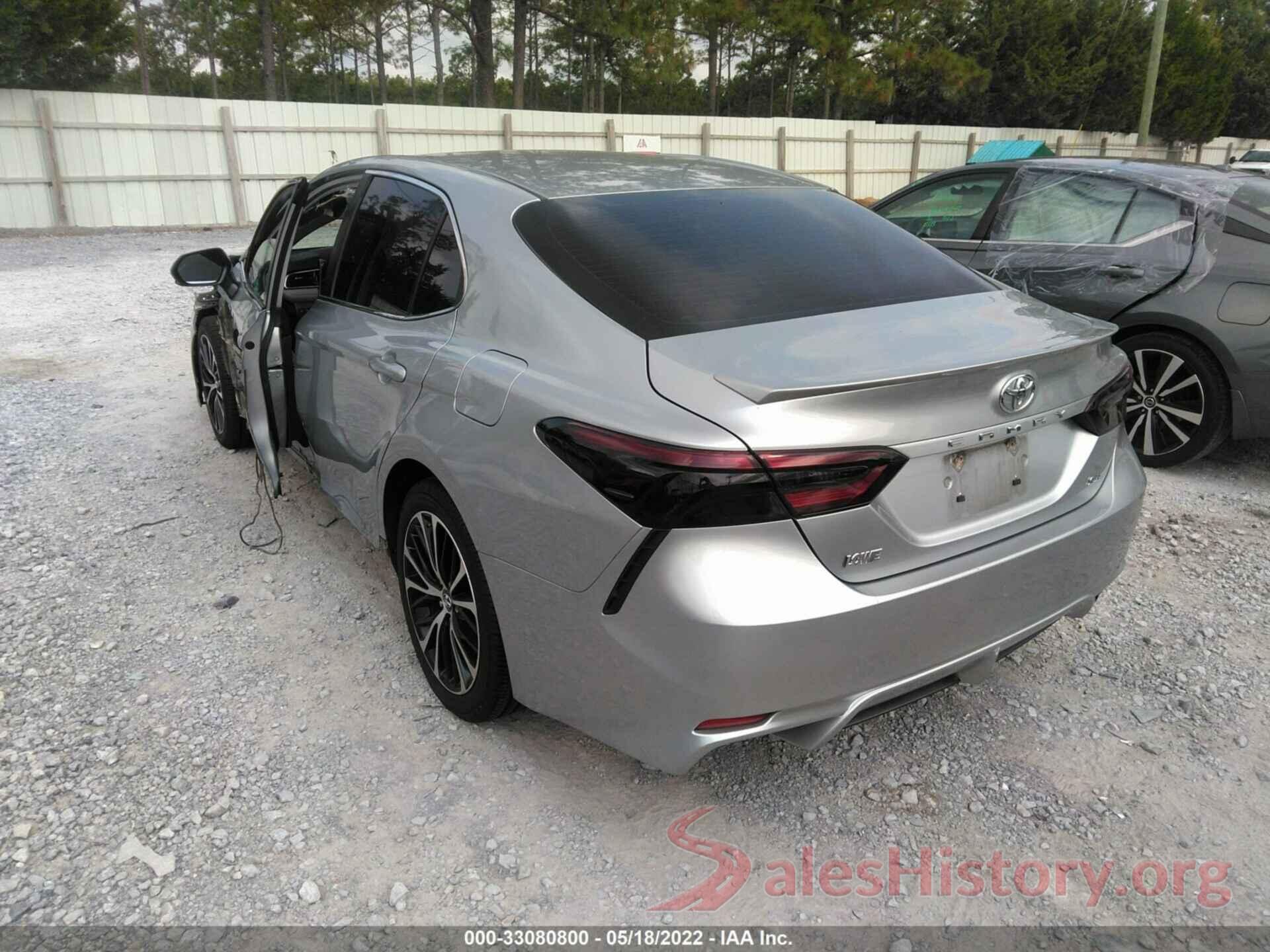 4T1B11HK7JU033567 2018 TOYOTA CAMRY