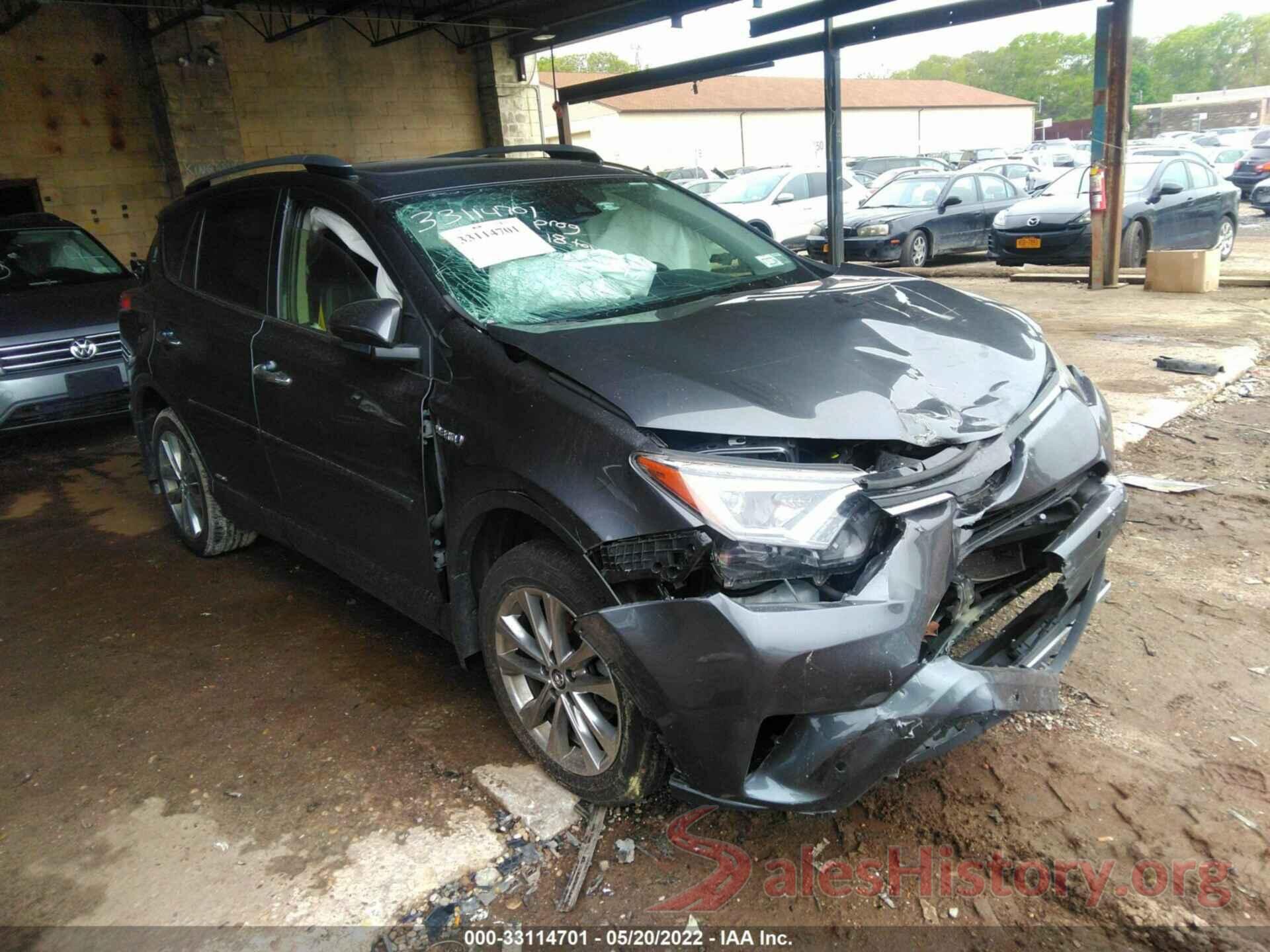 JTMDJREV2JD224128 2018 TOYOTA RAV4