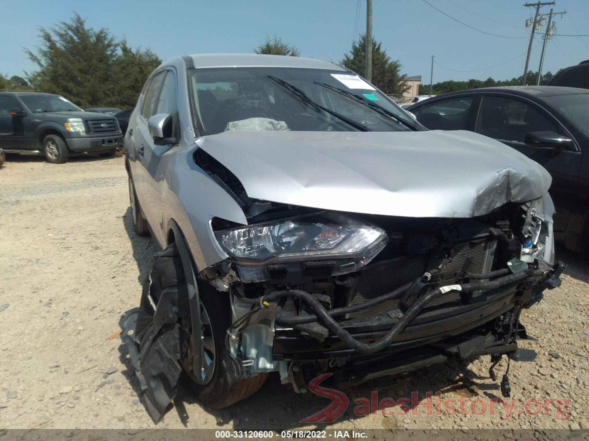 KNMAT2MV8HP574989 2017 NISSAN ROGUE