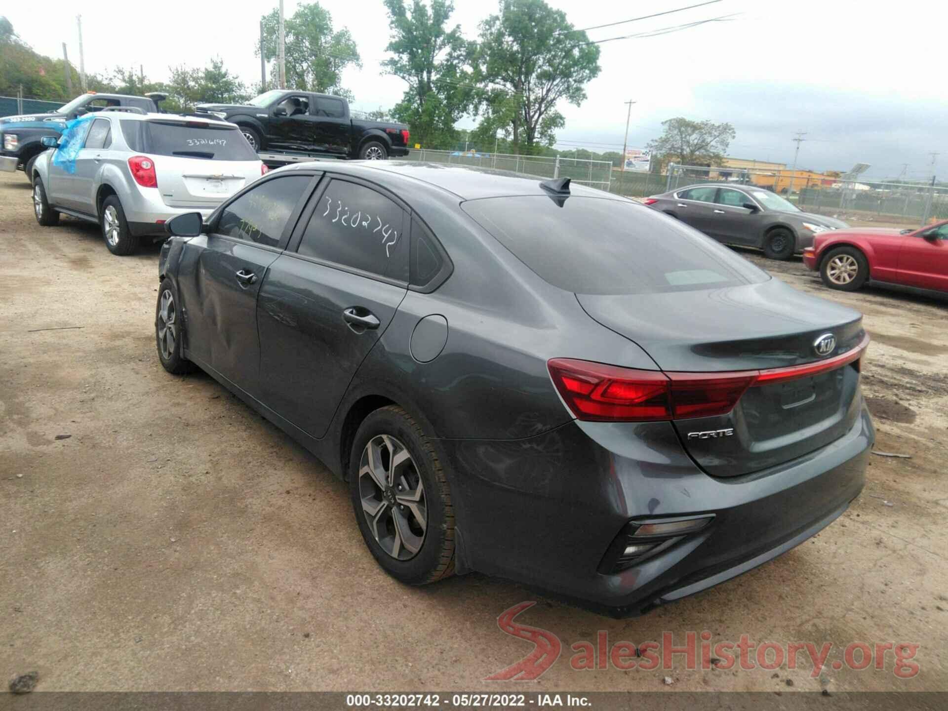 3KPF24AD0KE005982 2019 KIA FORTE