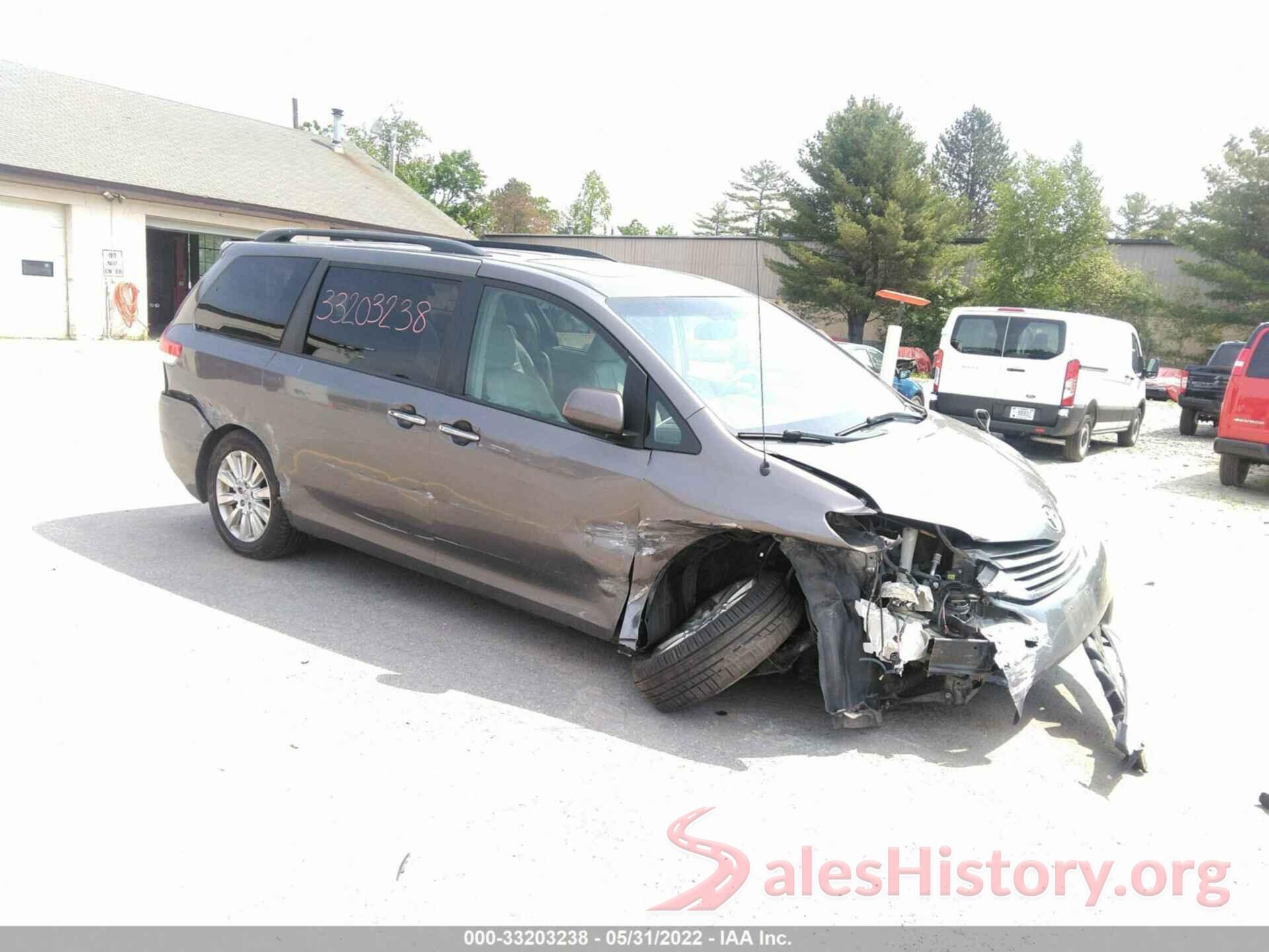 5TDDK3DC8ES084154 2014 TOYOTA SIENNA