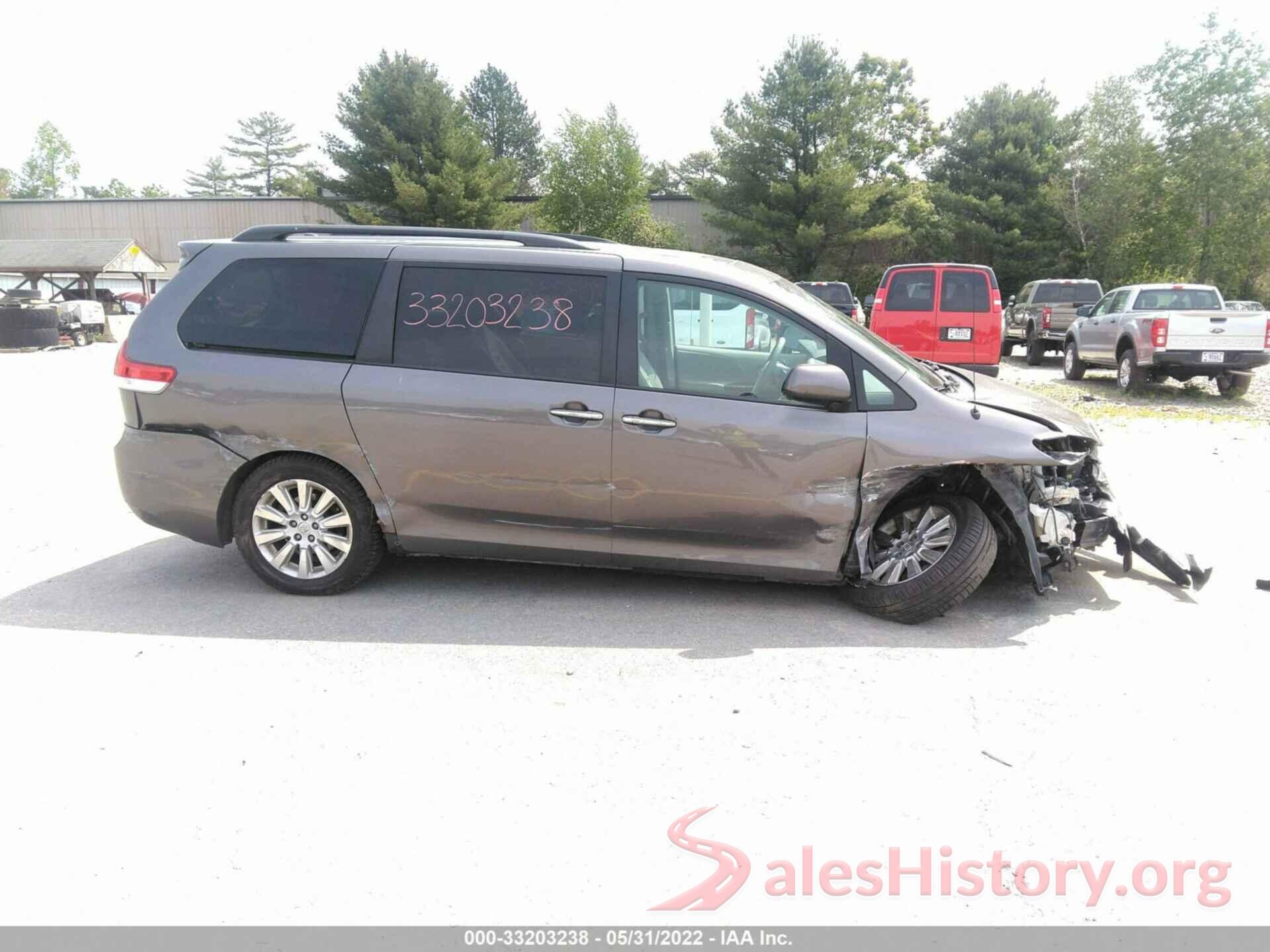 5TDDK3DC8ES084154 2014 TOYOTA SIENNA