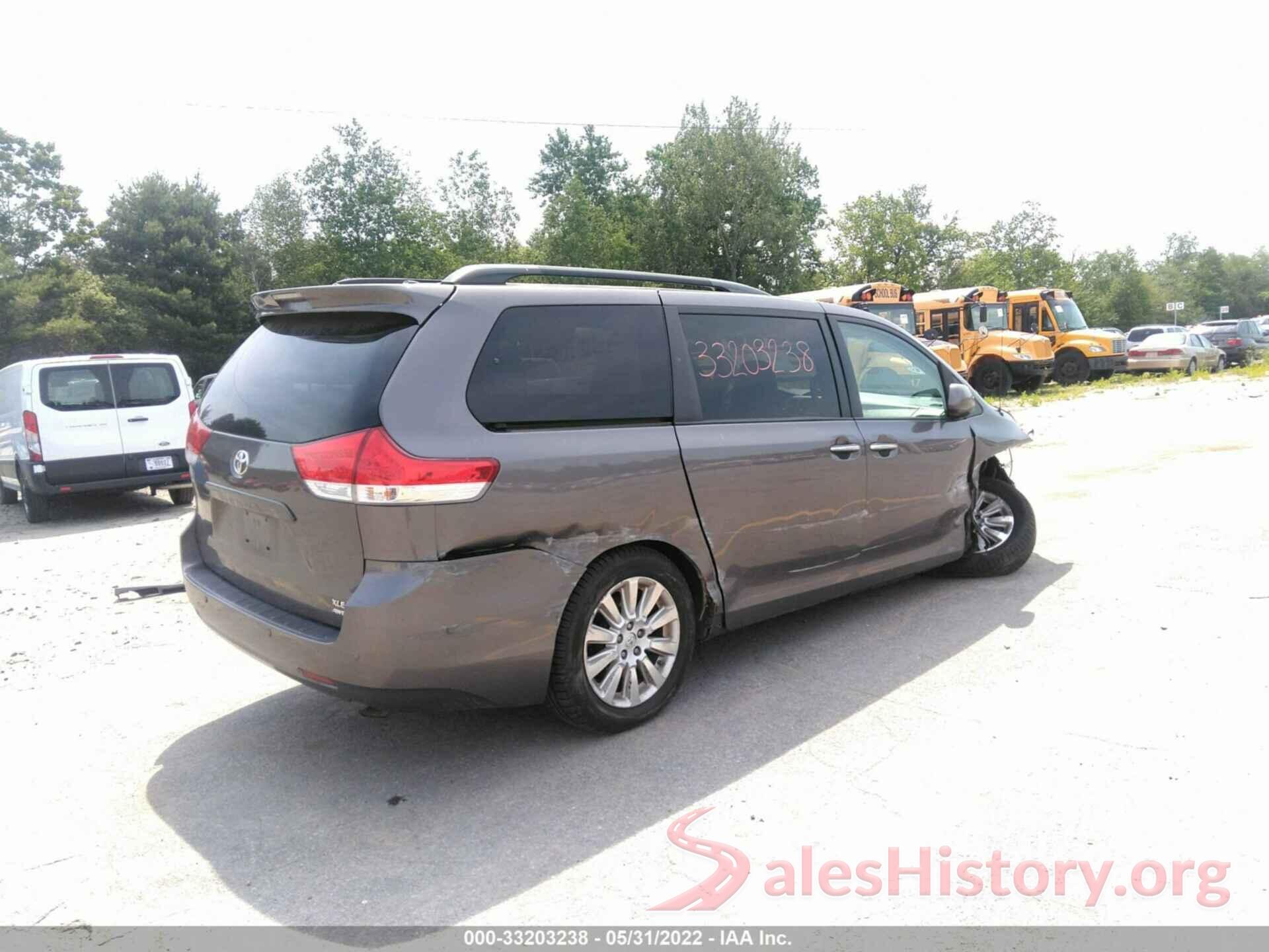 5TDDK3DC8ES084154 2014 TOYOTA SIENNA