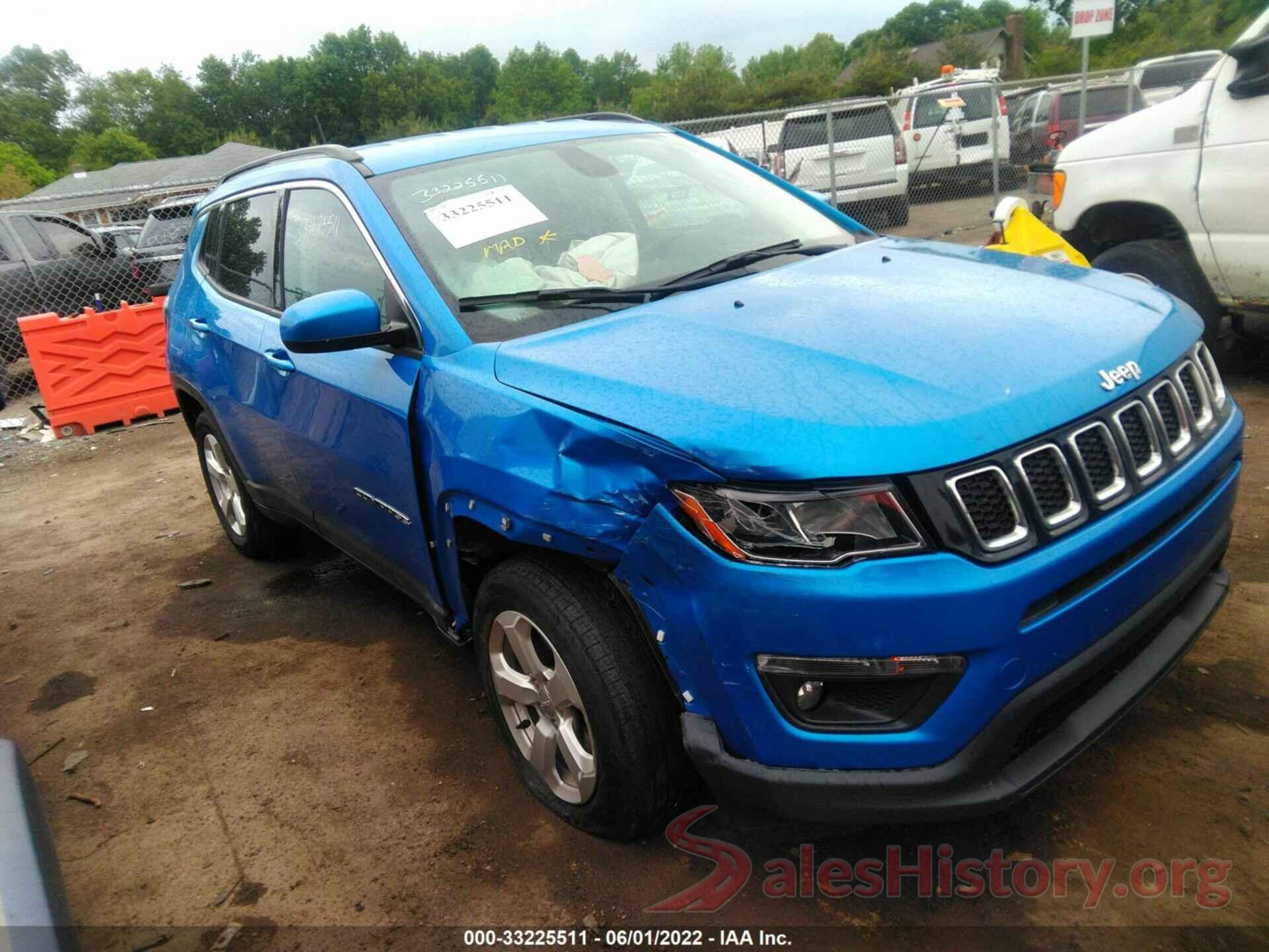 3C4NJDBB9JT256151 2018 JEEP COMPASS