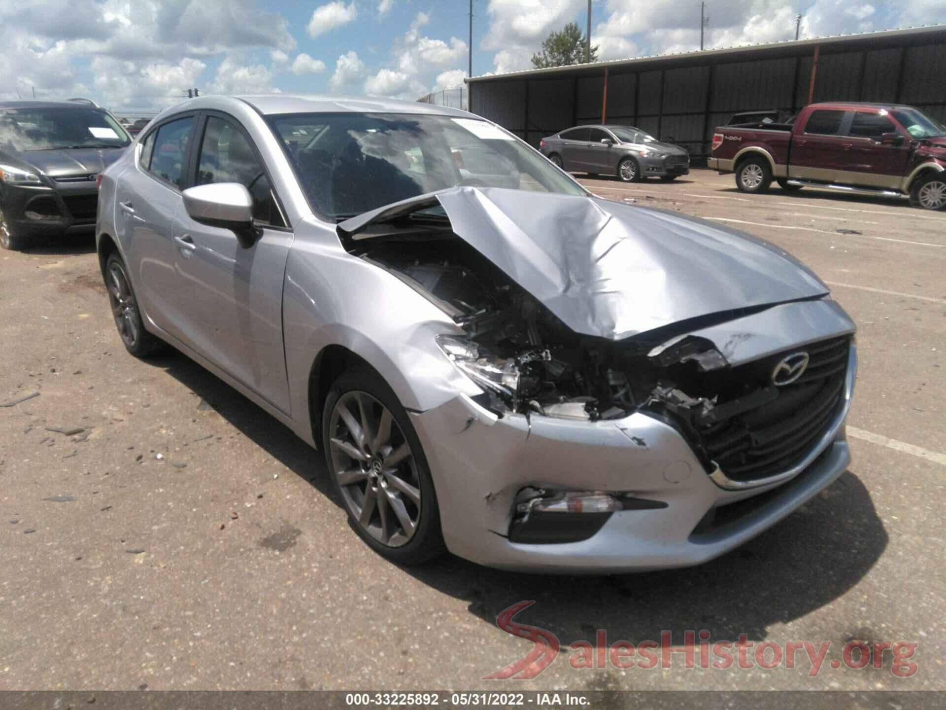 3MZBN1V32JM200537 2018 MAZDA MAZDA3 4-DOOR