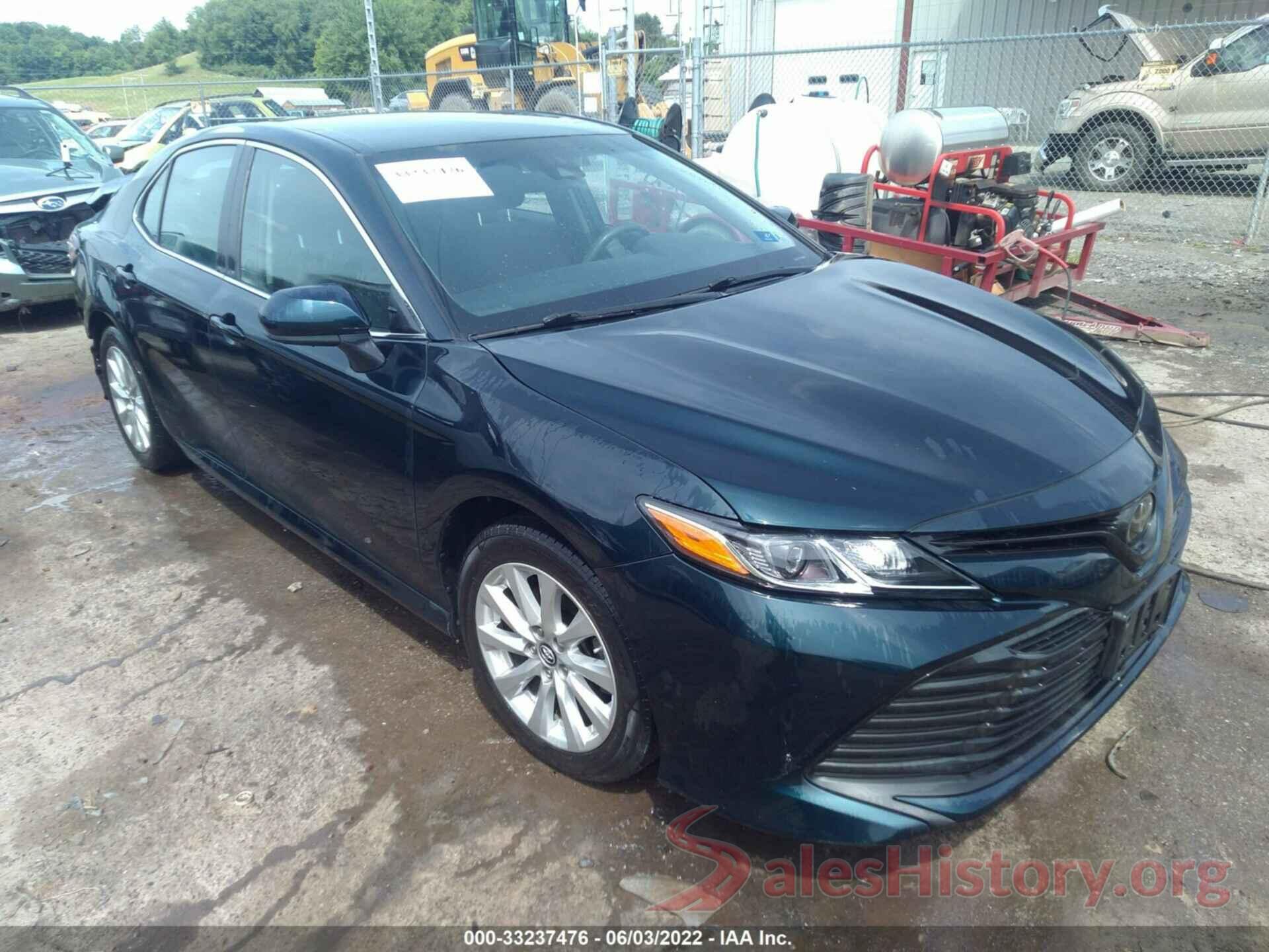 4T1B11HK4JU590095 2018 TOYOTA CAMRY