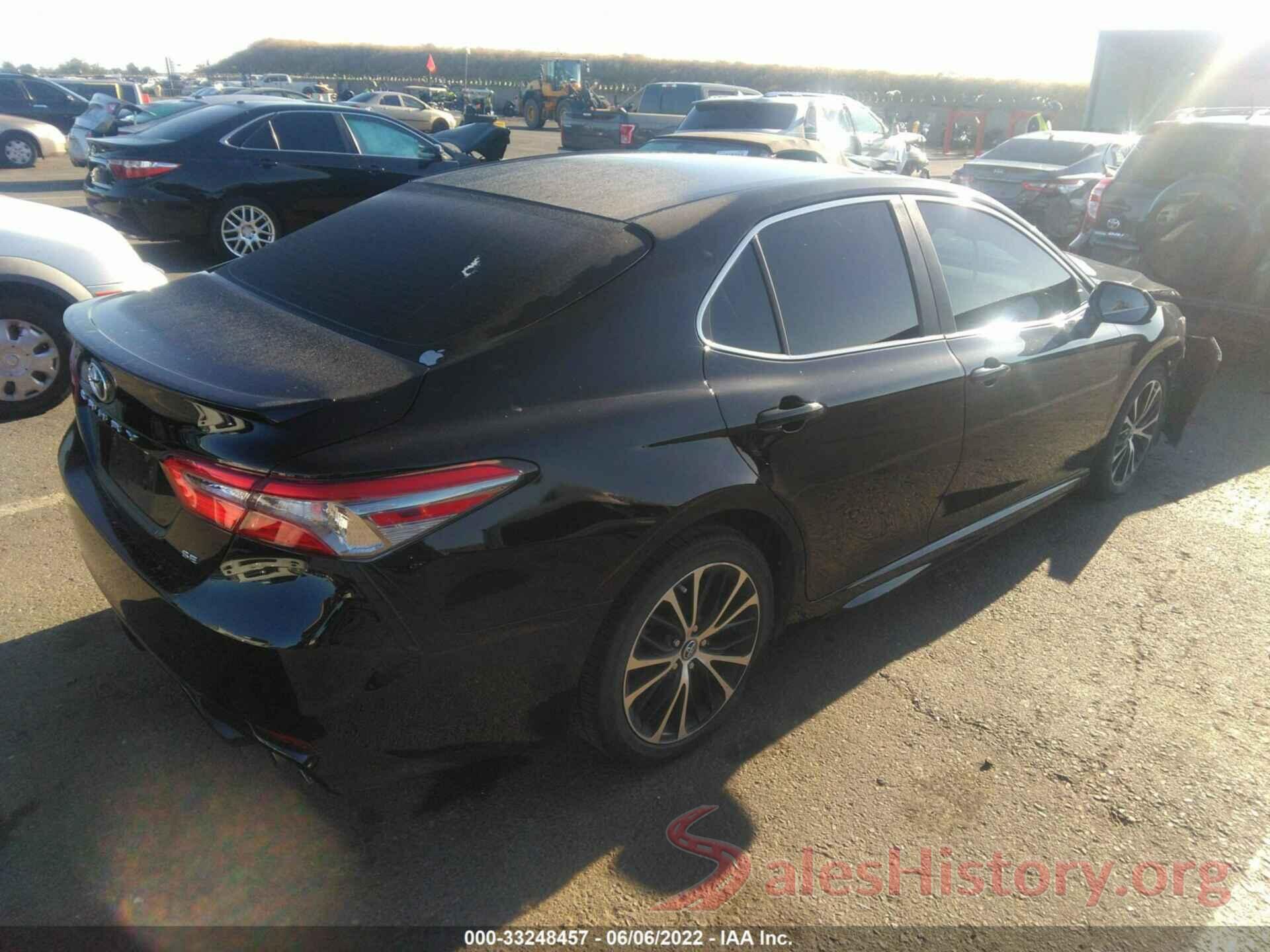 4T1B11HKXJU074257 2018 TOYOTA CAMRY