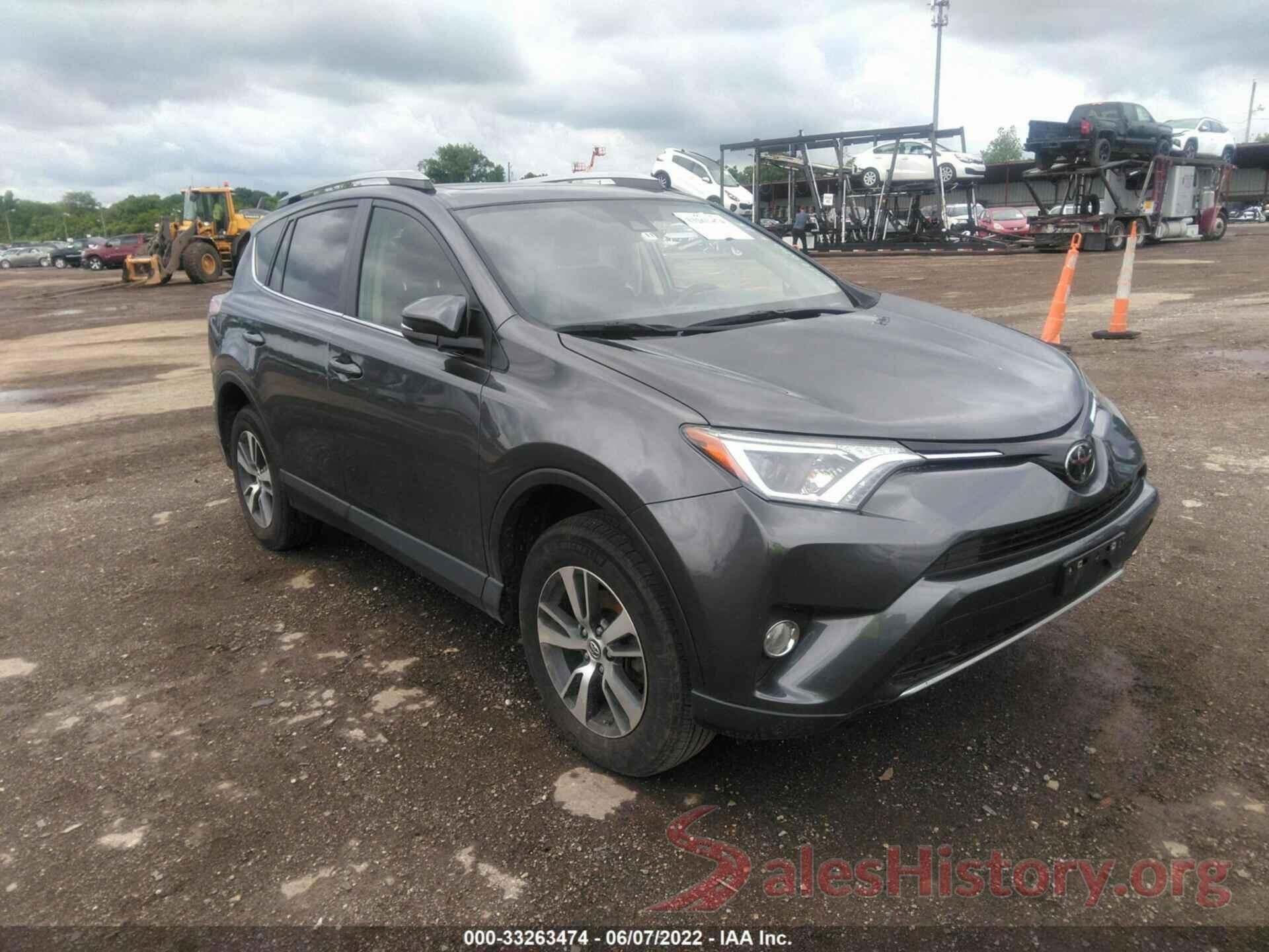 JTMRFREV0HJ114262 2017 TOYOTA RAV4