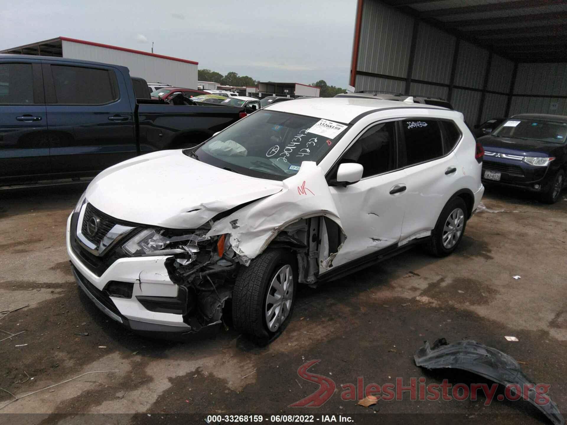 KNMAT2MT3JP567761 2018 NISSAN ROGUE