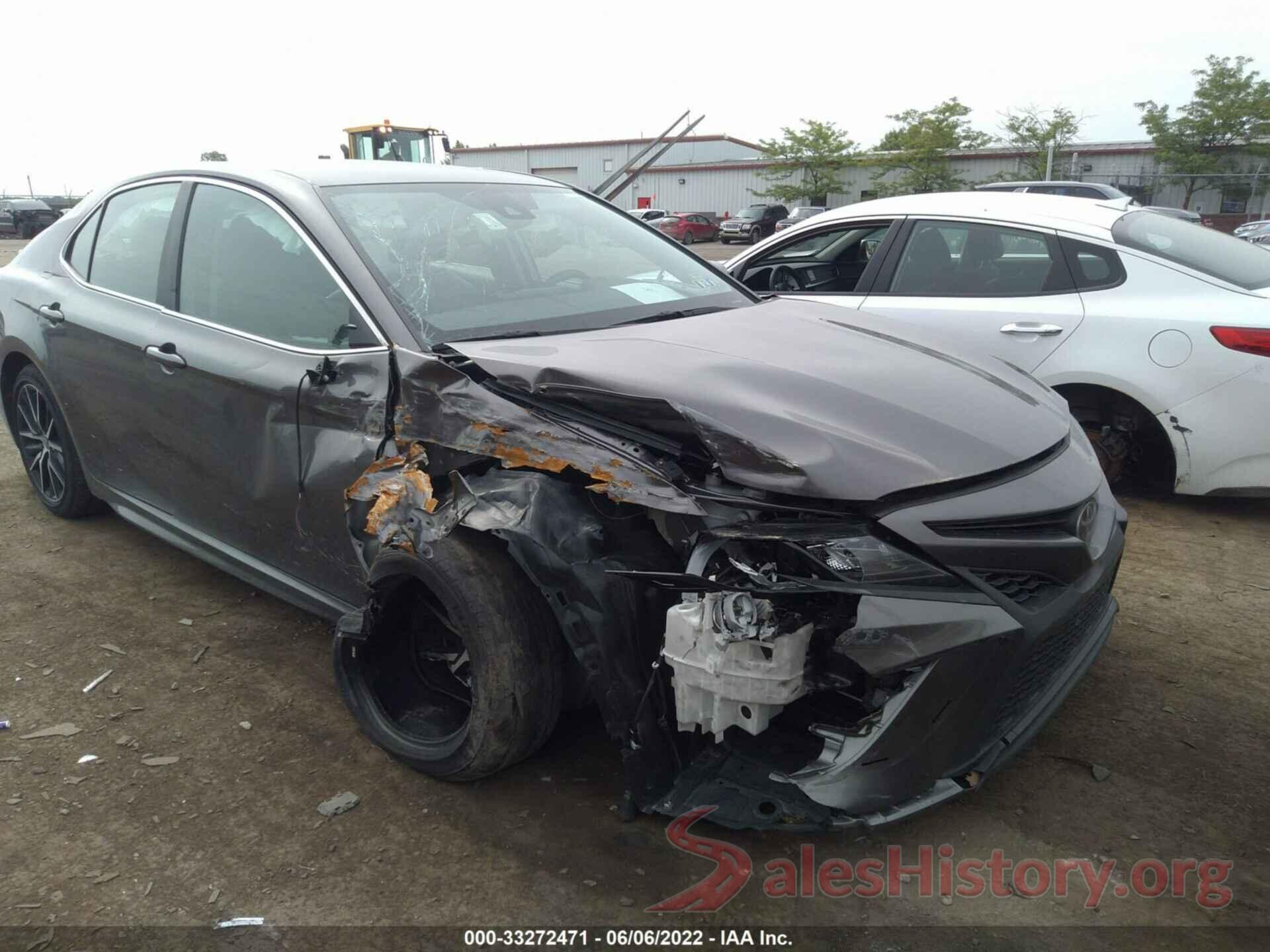 4T1G11AK3MU576239 2021 TOYOTA CAMRY