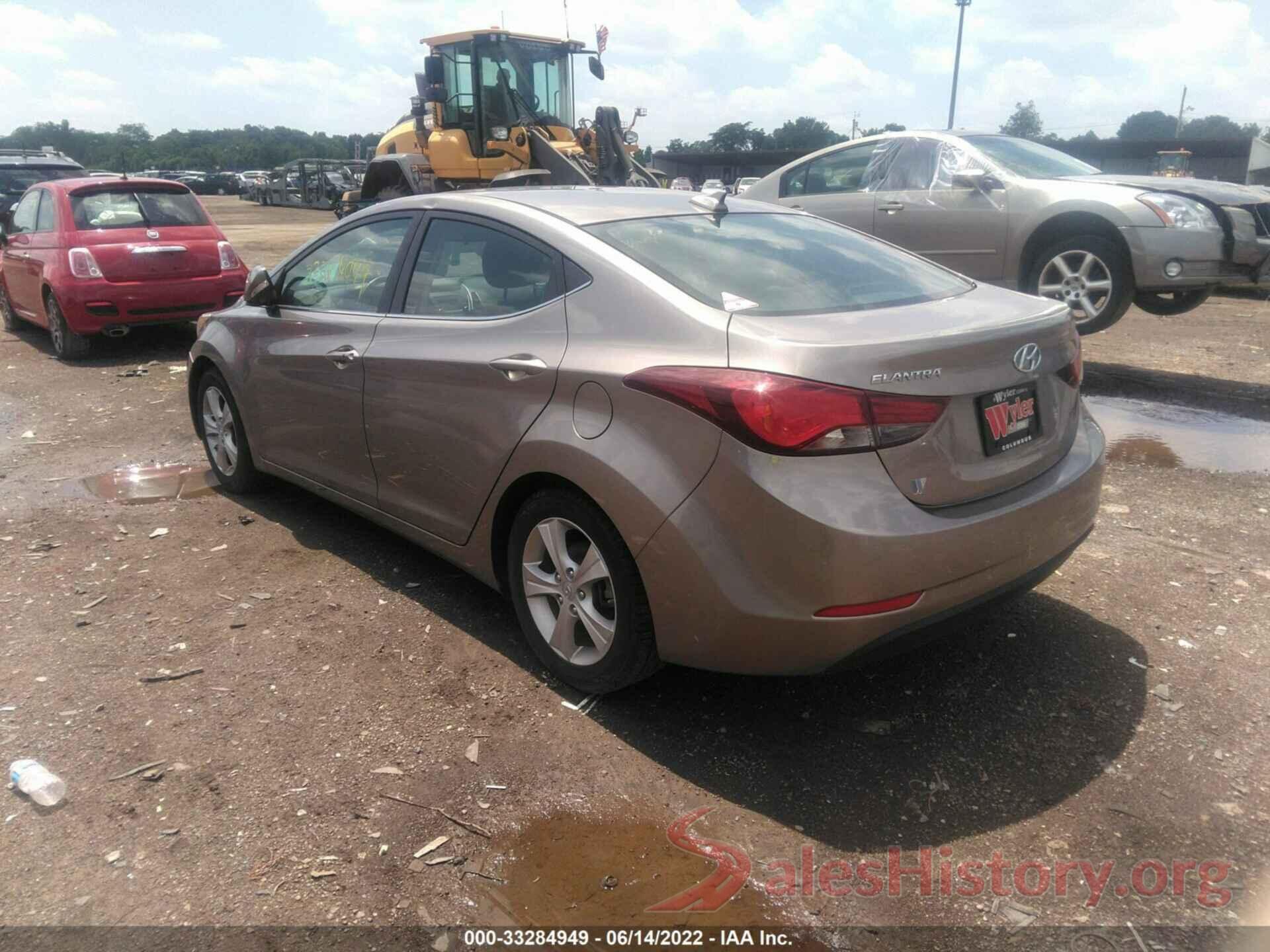 5NPDH4AE9GH783702 2016 HYUNDAI ELANTRA