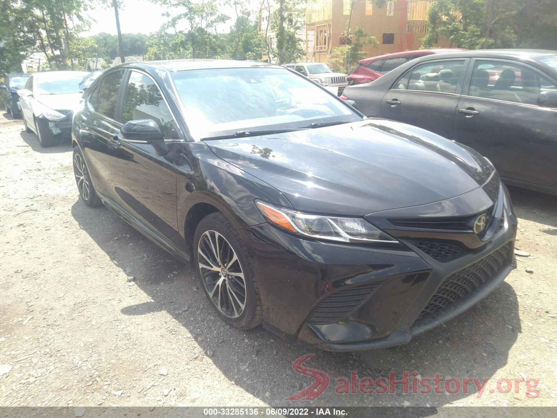 JTNB11HK3J3006162 2018 TOYOTA CAMRY