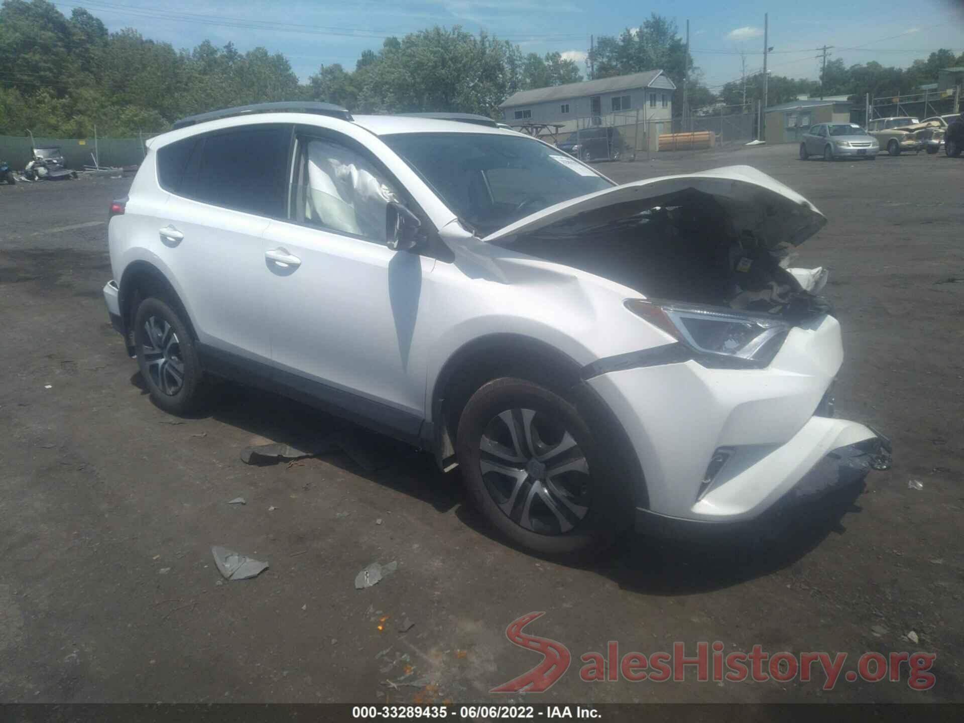 JTMBFREV0HJ114697 2017 TOYOTA RAV4