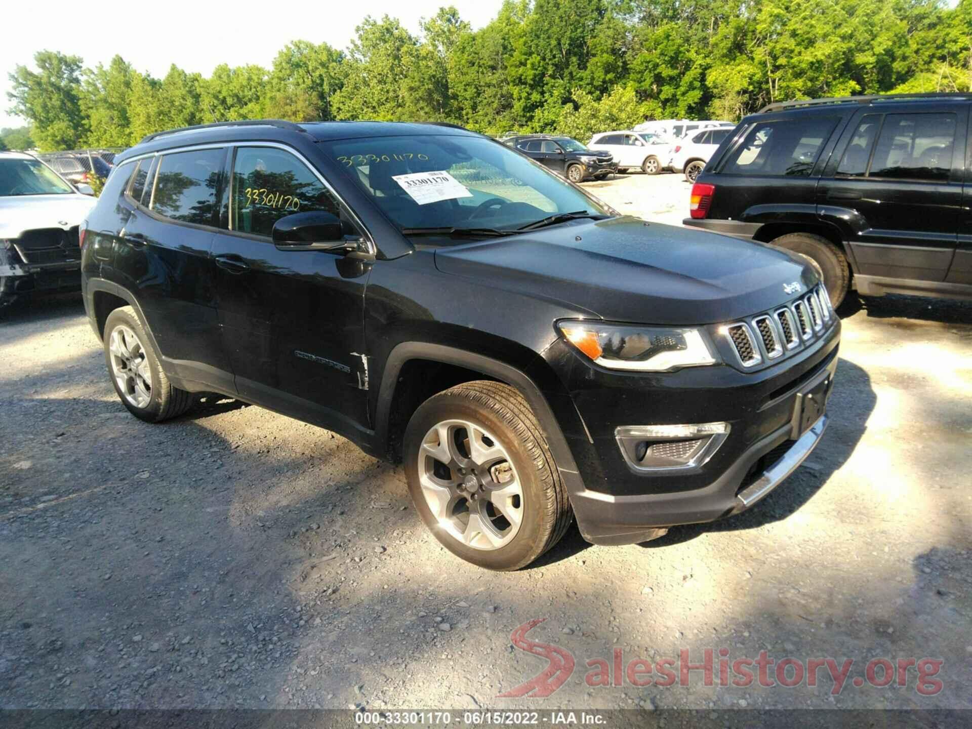 3C4NJDCB2JT332775 2018 JEEP COMPASS