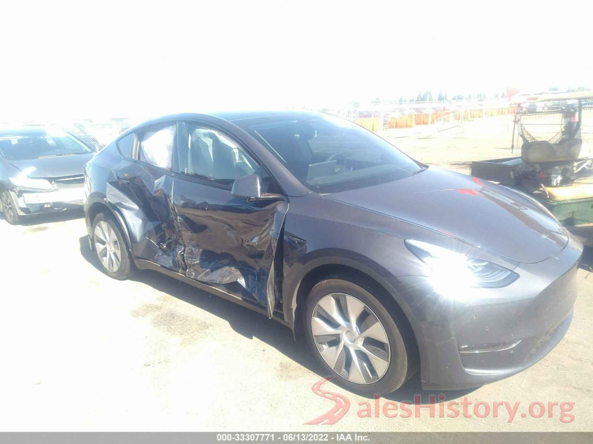 5YJYGDEE0MF279550 2021 TESLA MODEL Y