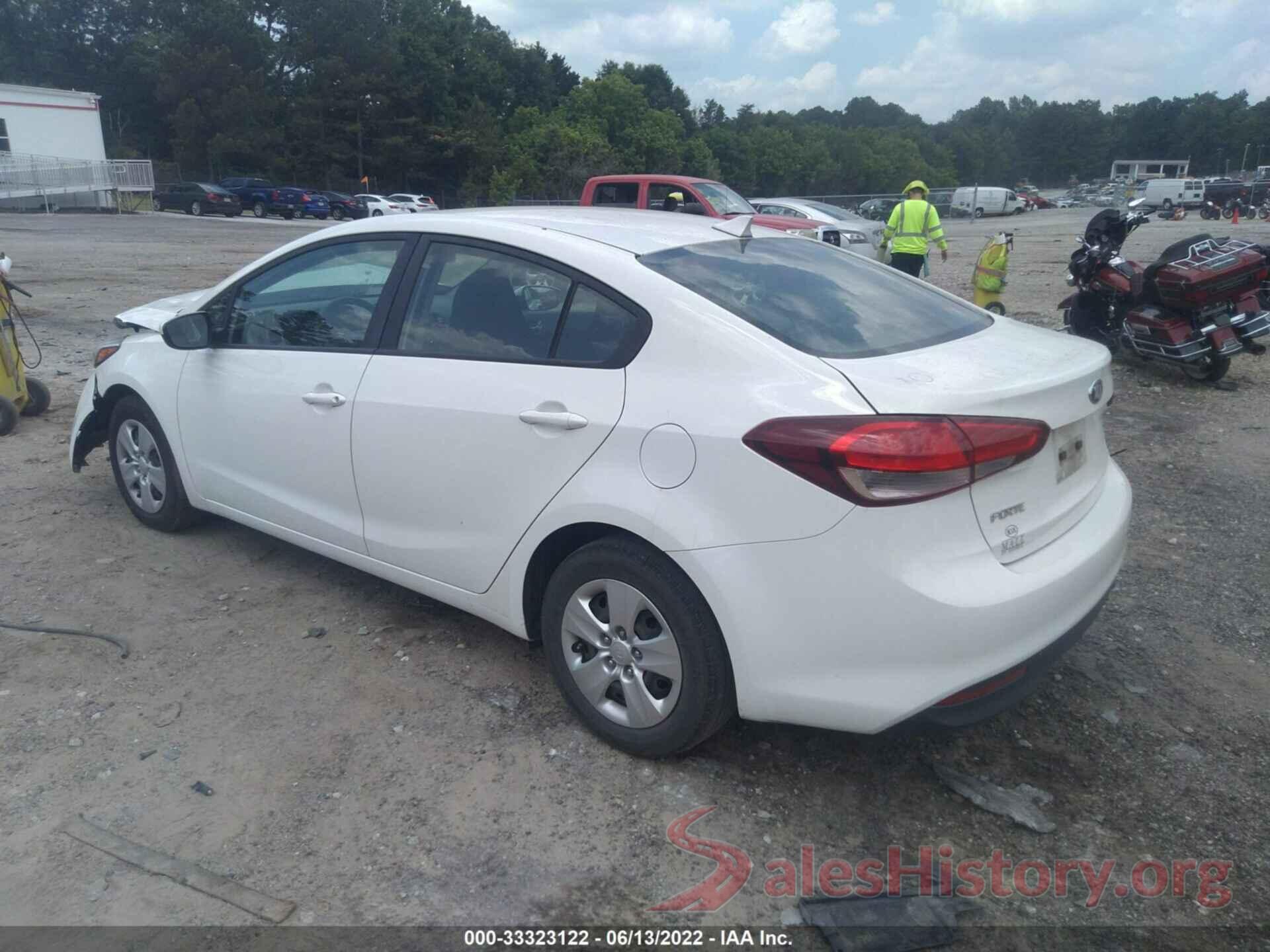 3KPFK4A70HE107110 2017 KIA FORTE