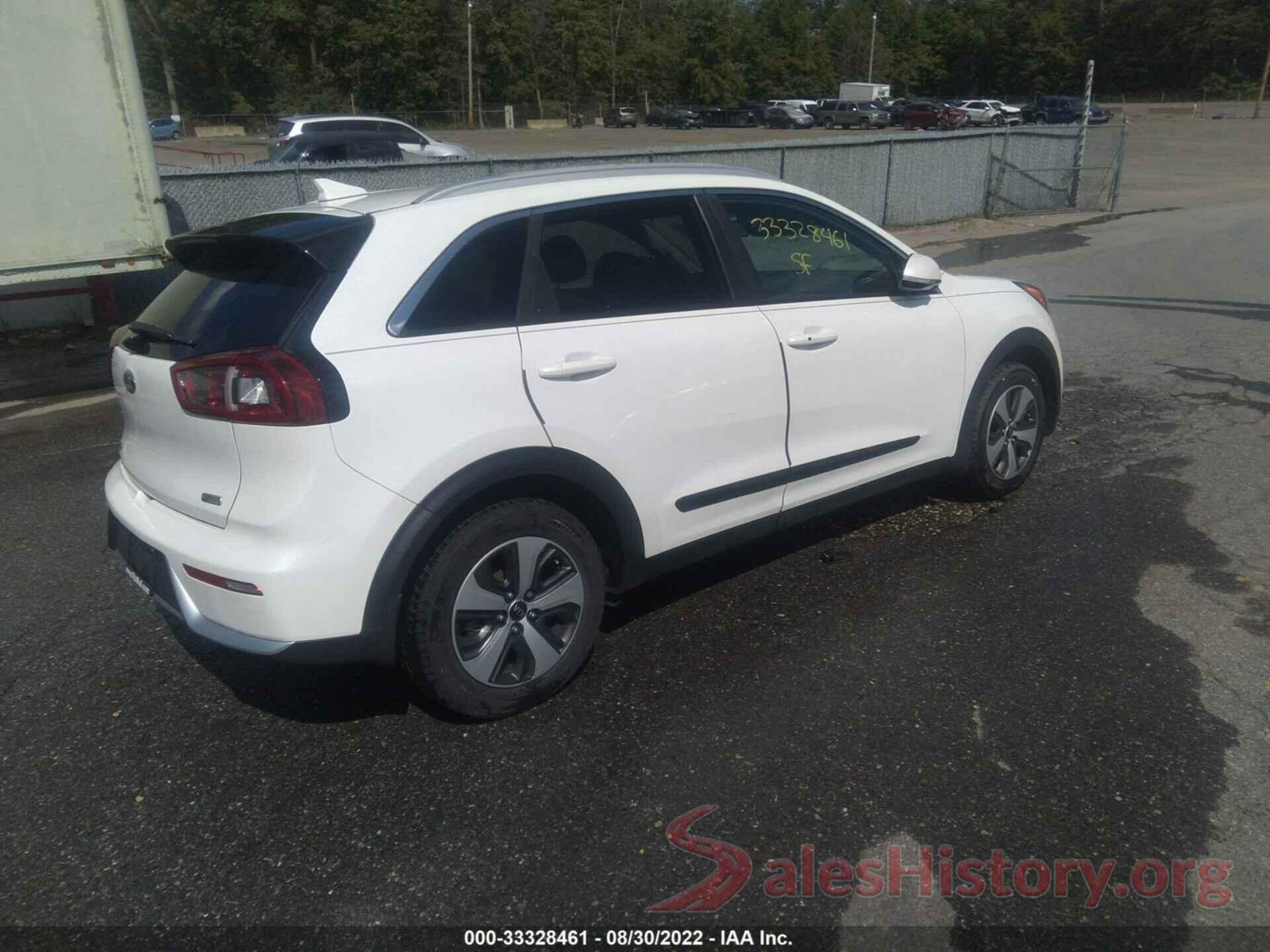 KNDCC3LC4H5033366 2017 KIA NIRO