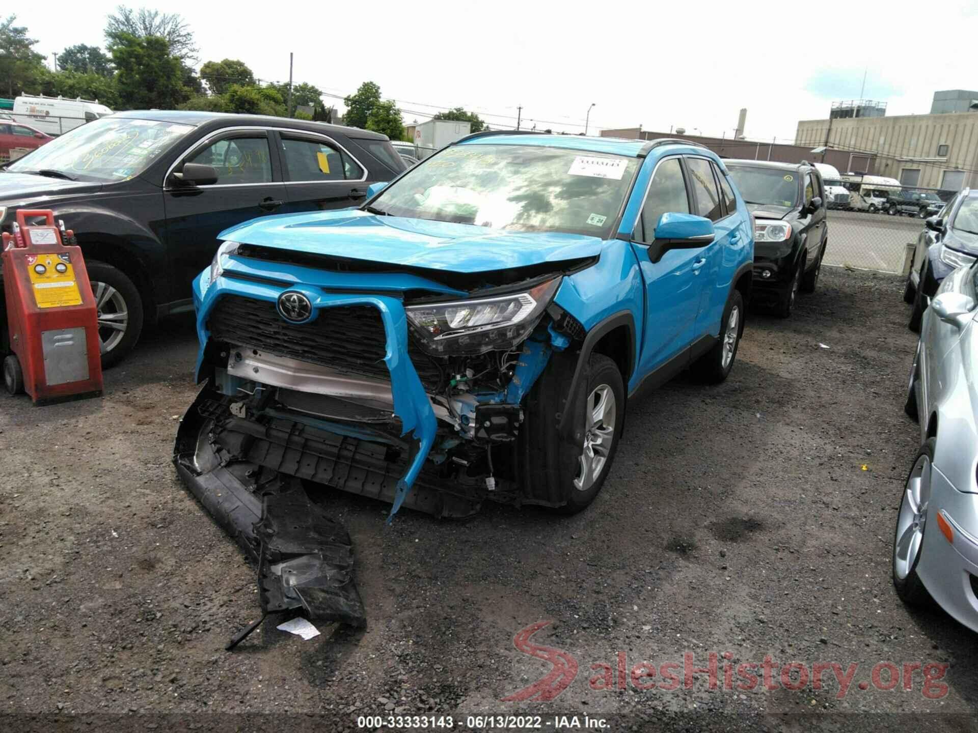 JTMP1RFV3KD010696 2019 TOYOTA RAV4