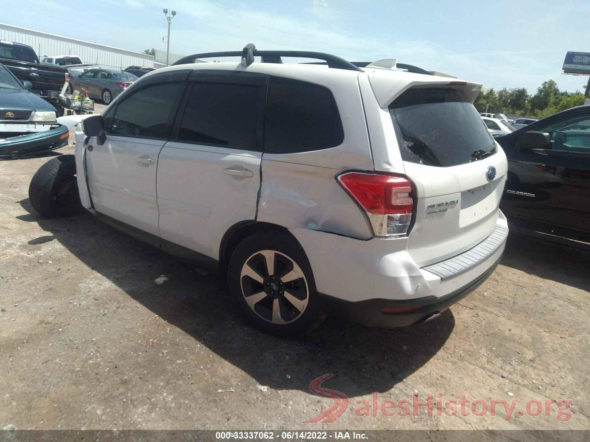 JF2SJADC9JH458995 2018 SUBARU FORESTER