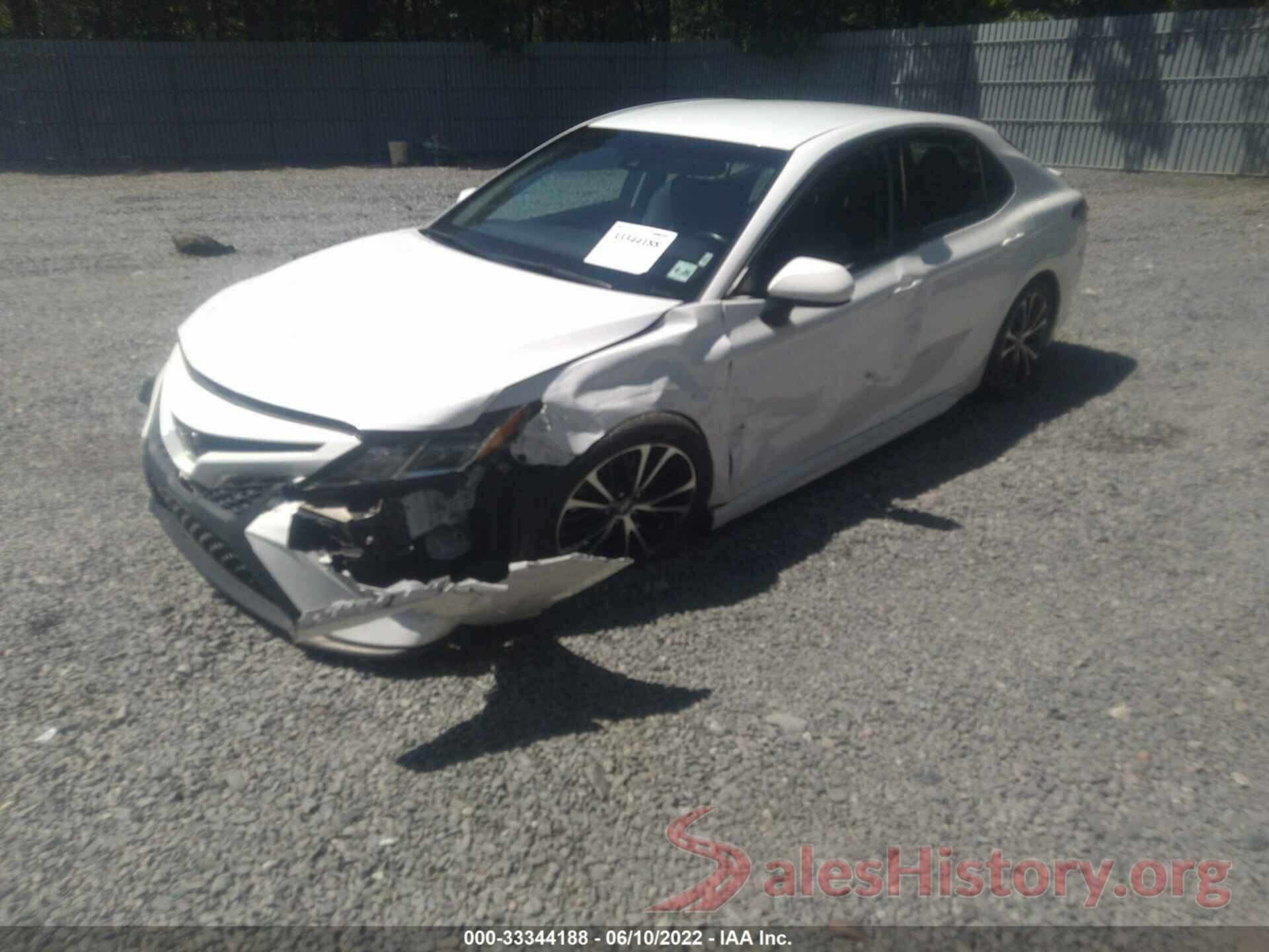 4T1B11HK0JU071139 2018 TOYOTA CAMRY