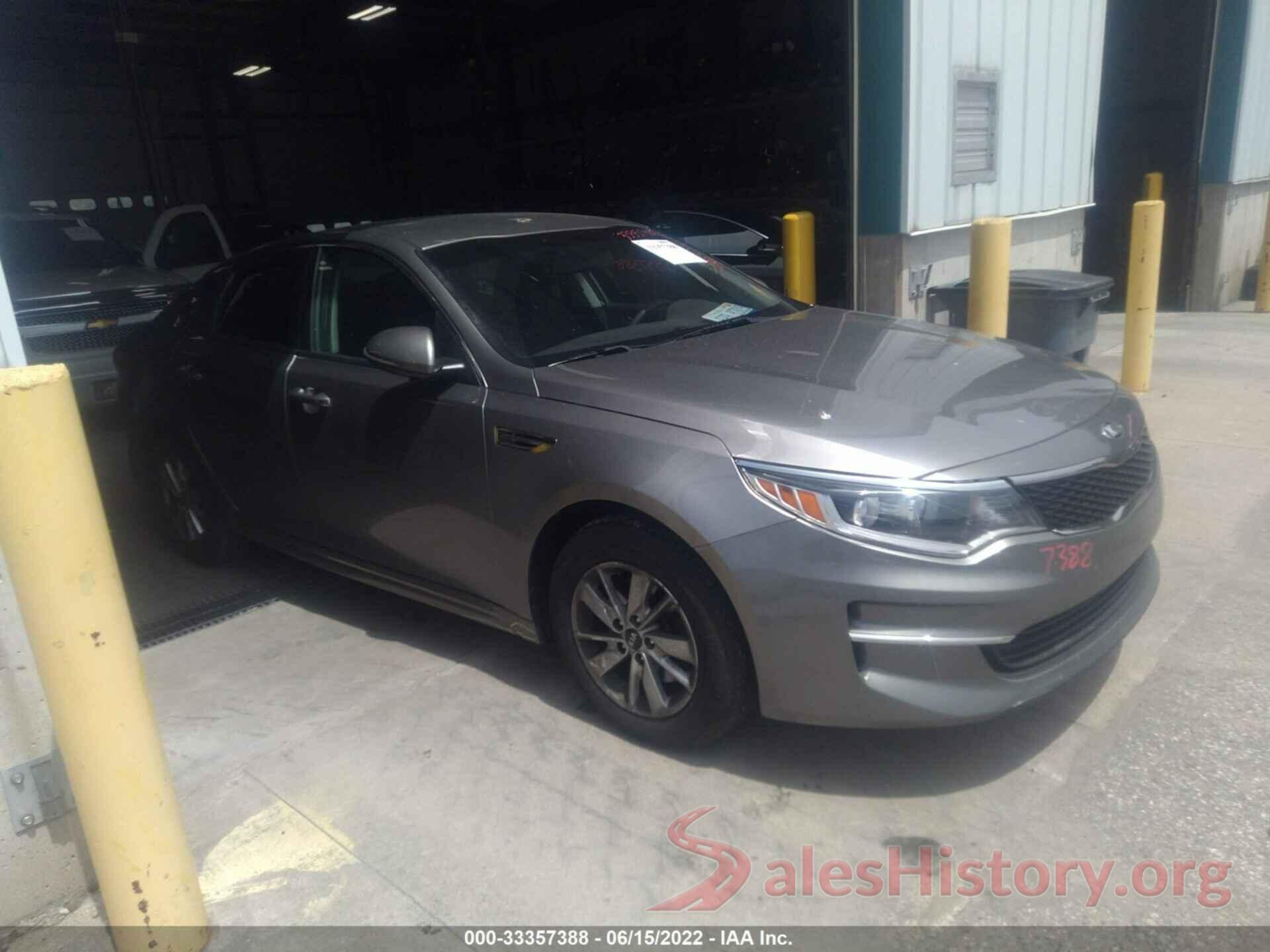 5XXGT4L30JG242631 2018 KIA OPTIMA