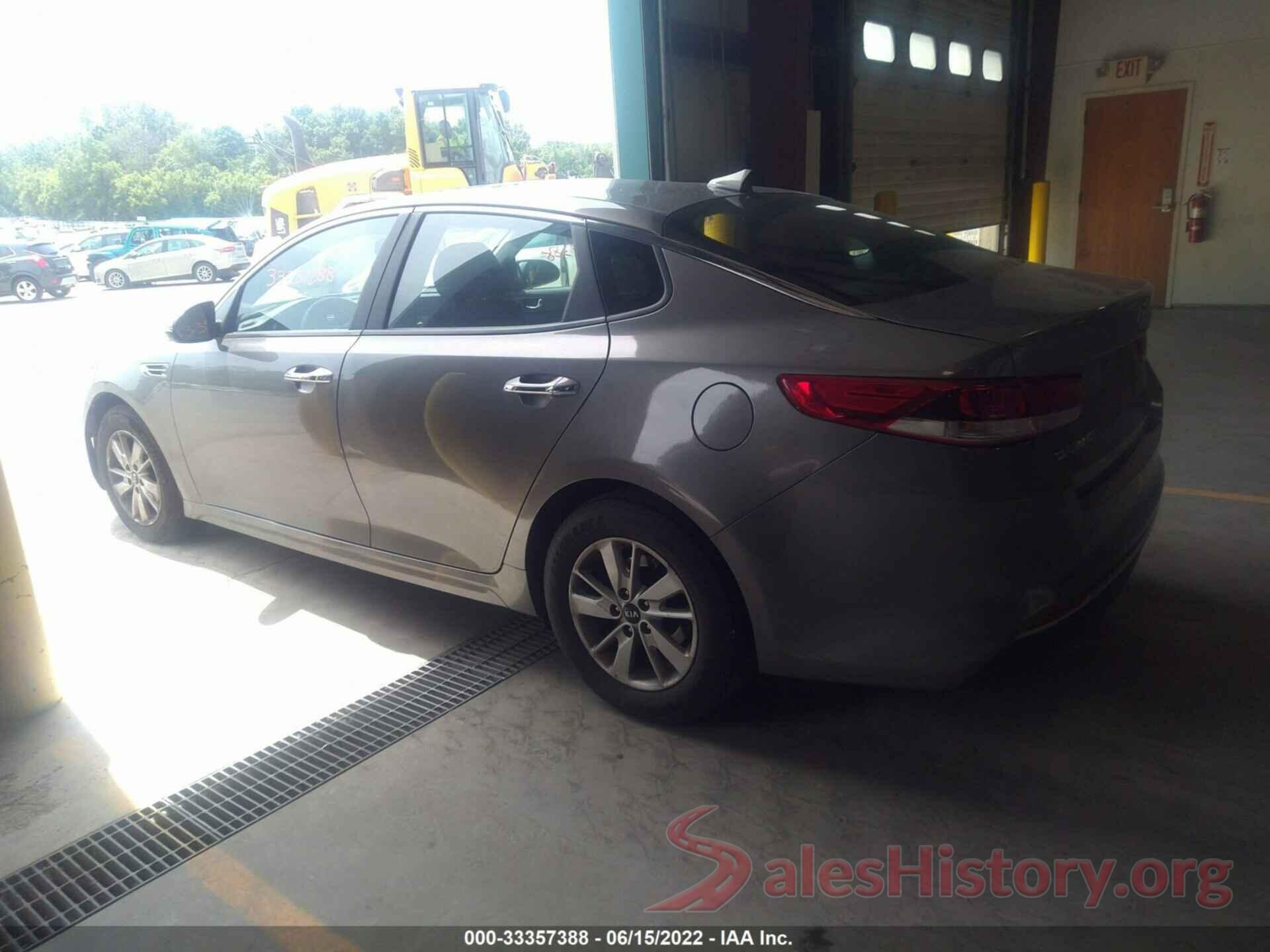 5XXGT4L30JG242631 2018 KIA OPTIMA