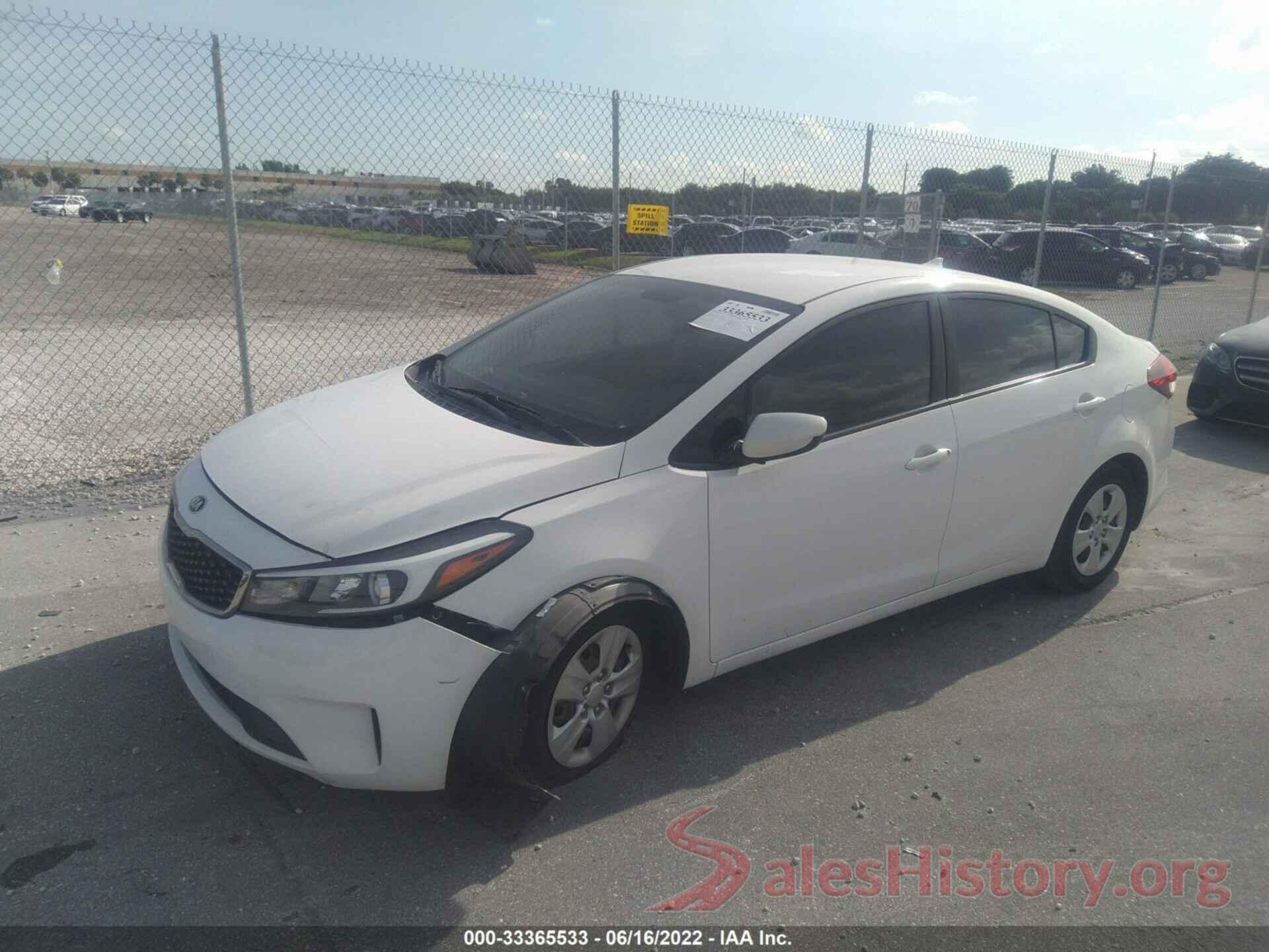 3KPFK4A77HE122008 2017 KIA FORTE