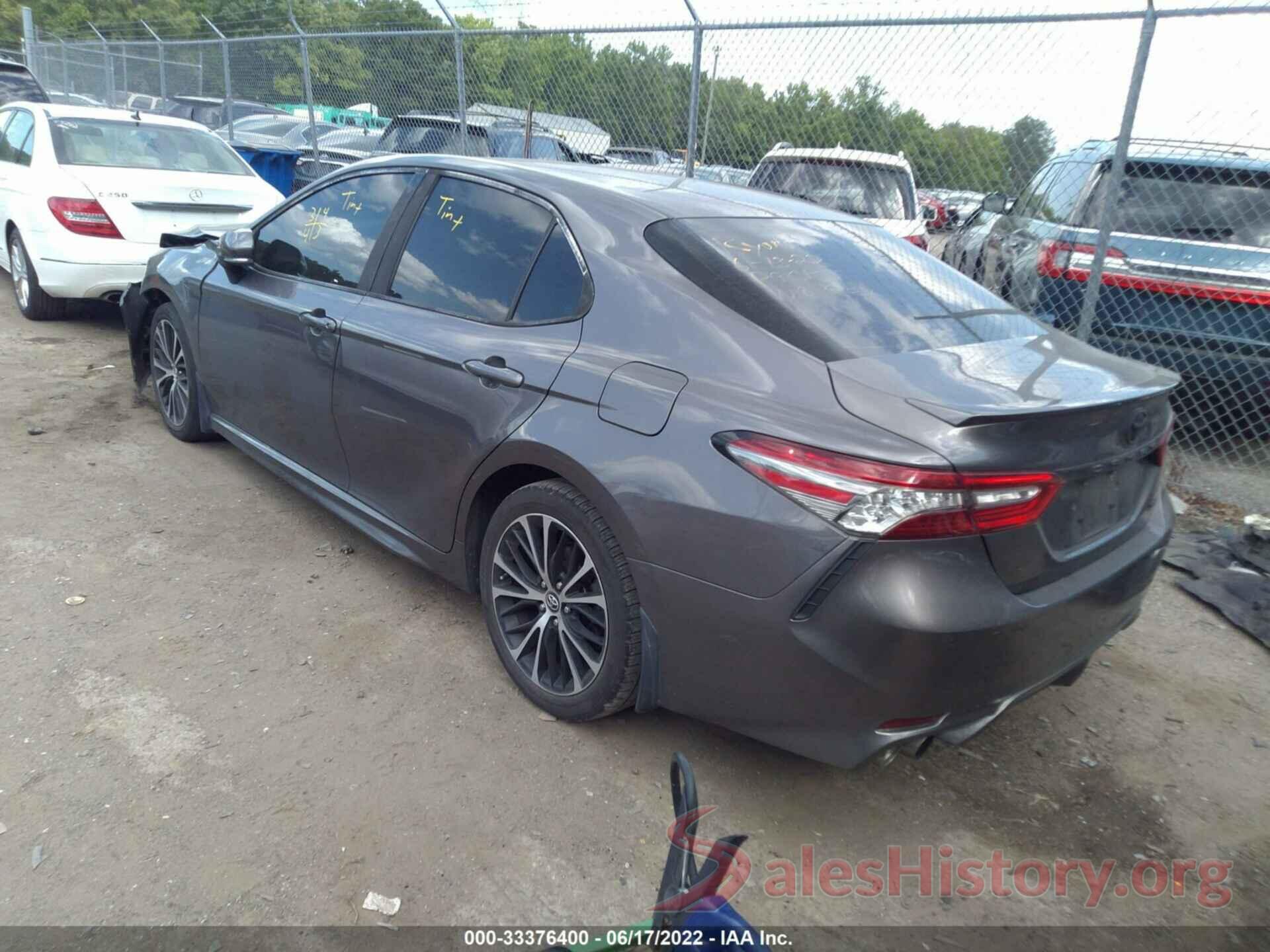 4T1B61HK6JU502133 2018 TOYOTA CAMRY