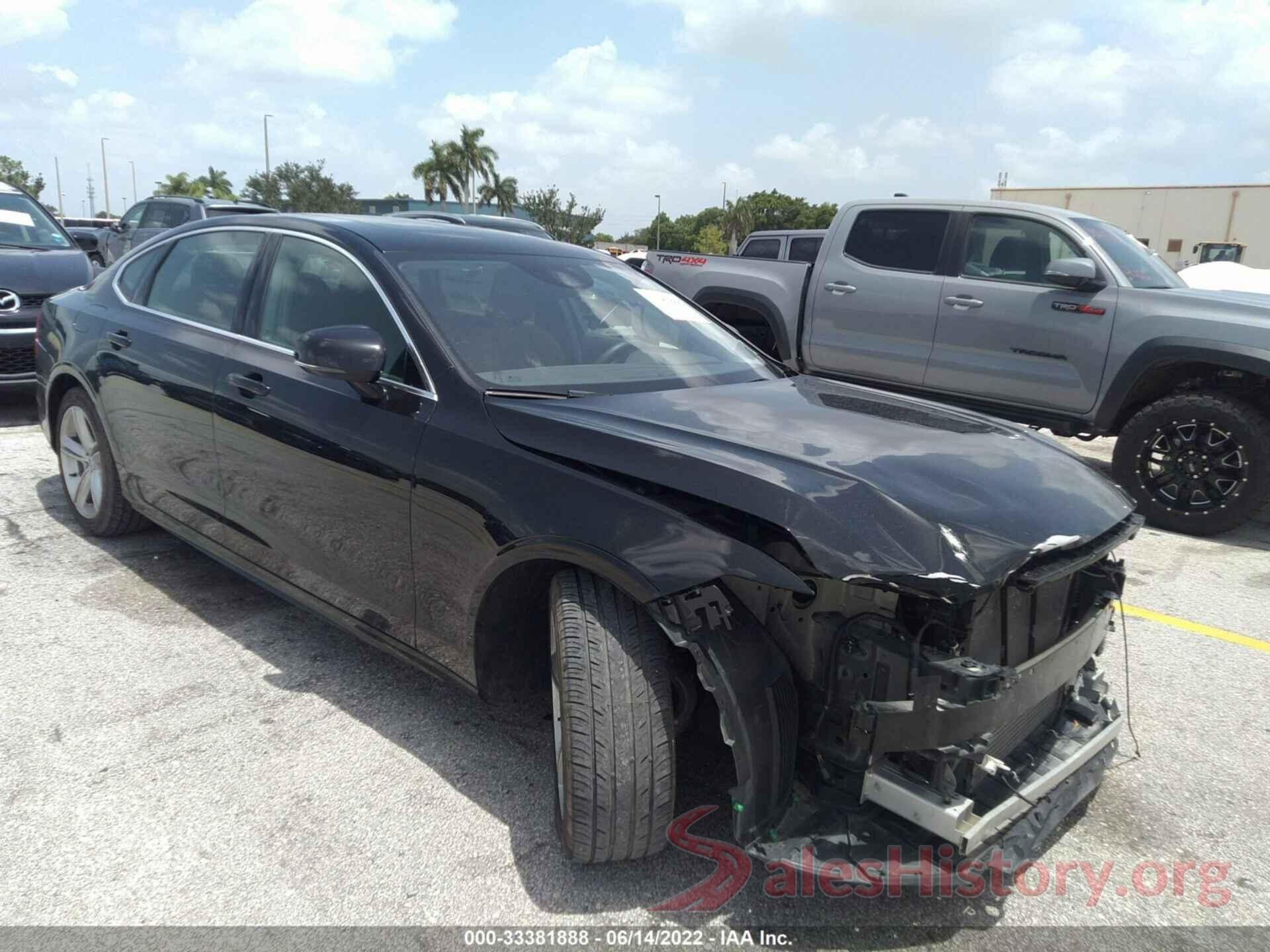 LVY102AKXKP107026 2019 VOLVO S90