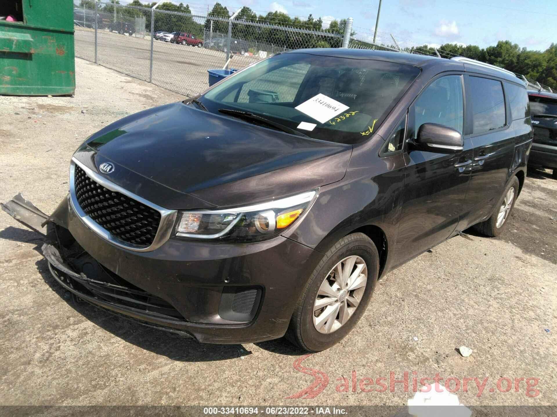 KNDMB5C1XH6268026 2017 KIA SEDONA