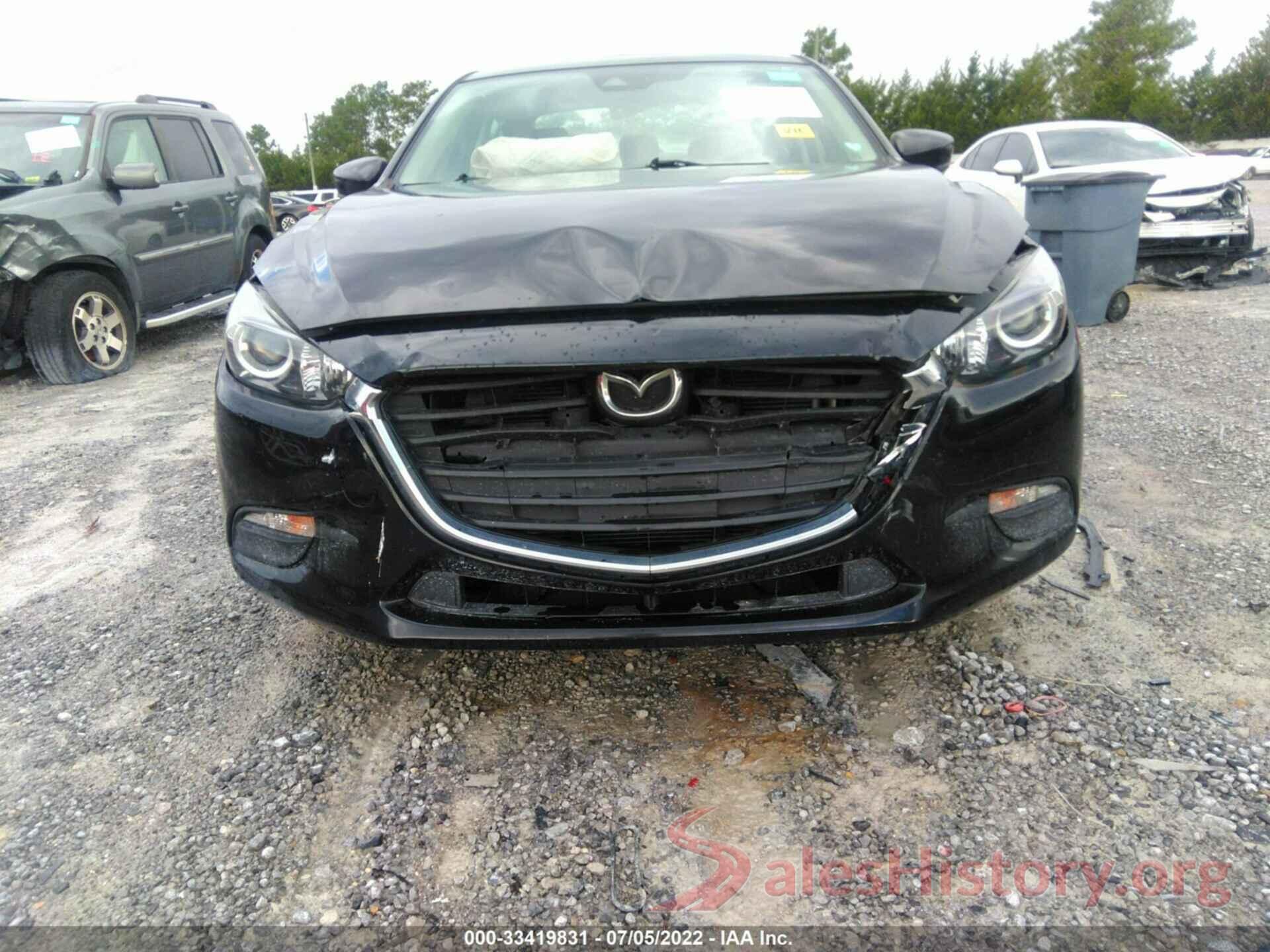 3MZBN1V32JM259085 2018 MAZDA MAZDA3 4-DOOR