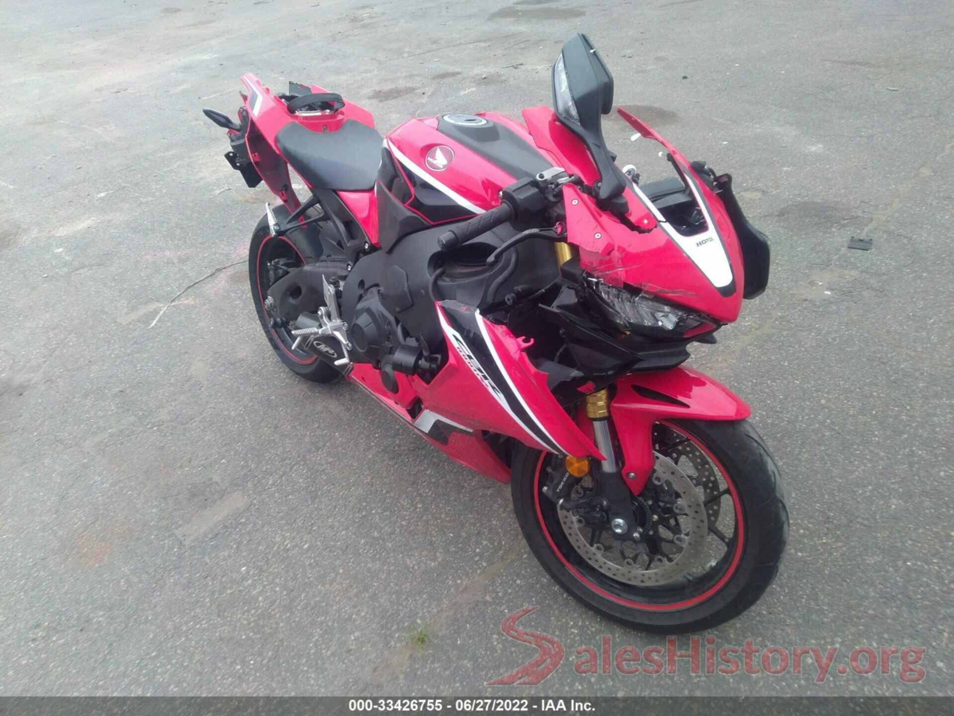 JH2SC7718JK100898 2018 HONDA CBR1000