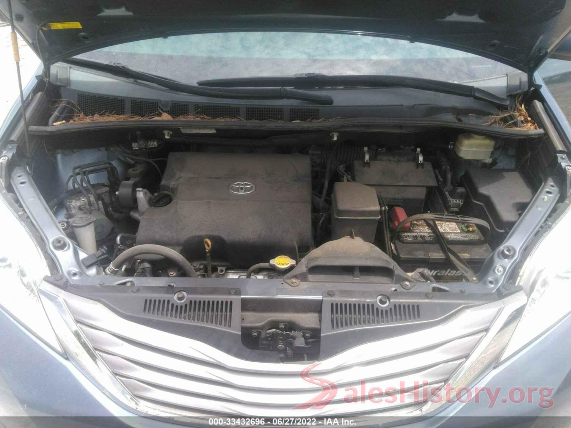 5TDYK3DC8FS645925 2015 TOYOTA SIENNA