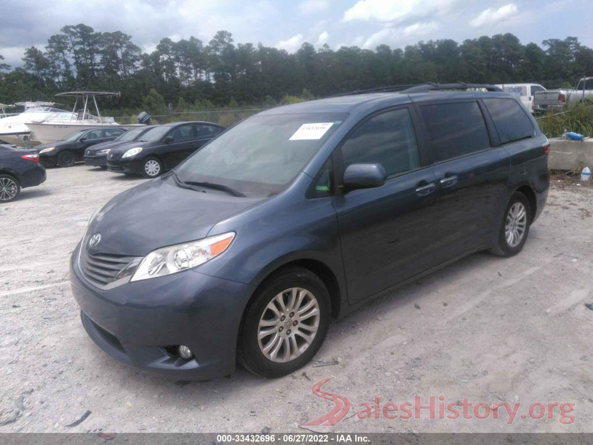 5TDYK3DC8FS645925 2015 TOYOTA SIENNA