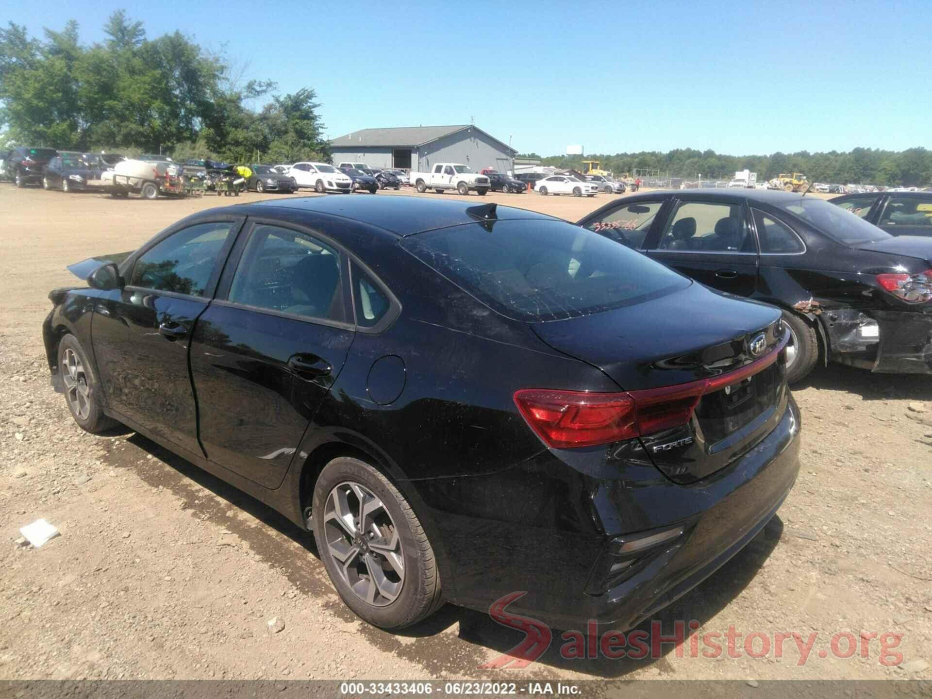 3KPF24AD9KE135663 2019 KIA FORTE